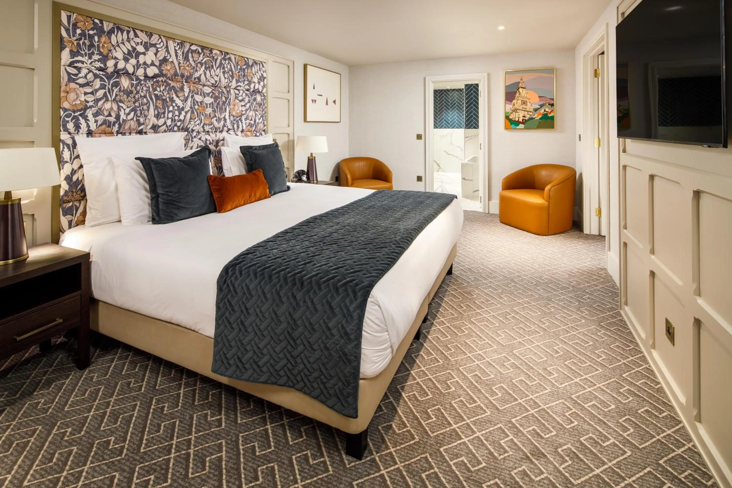 TV and multimedia, Bed in The Municipal Hotel Liverpool - MGallery