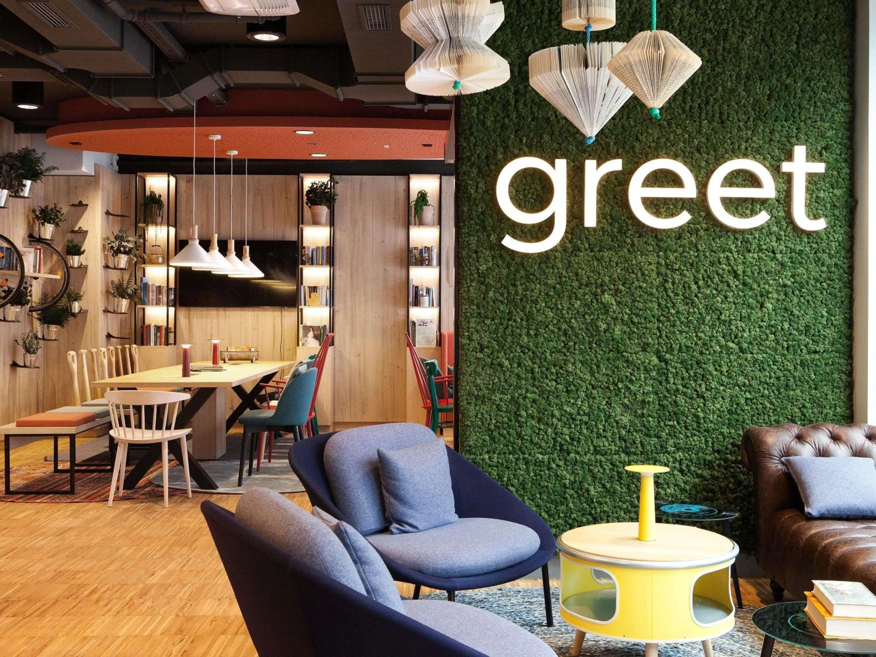 Property building in greet Wien City Nord