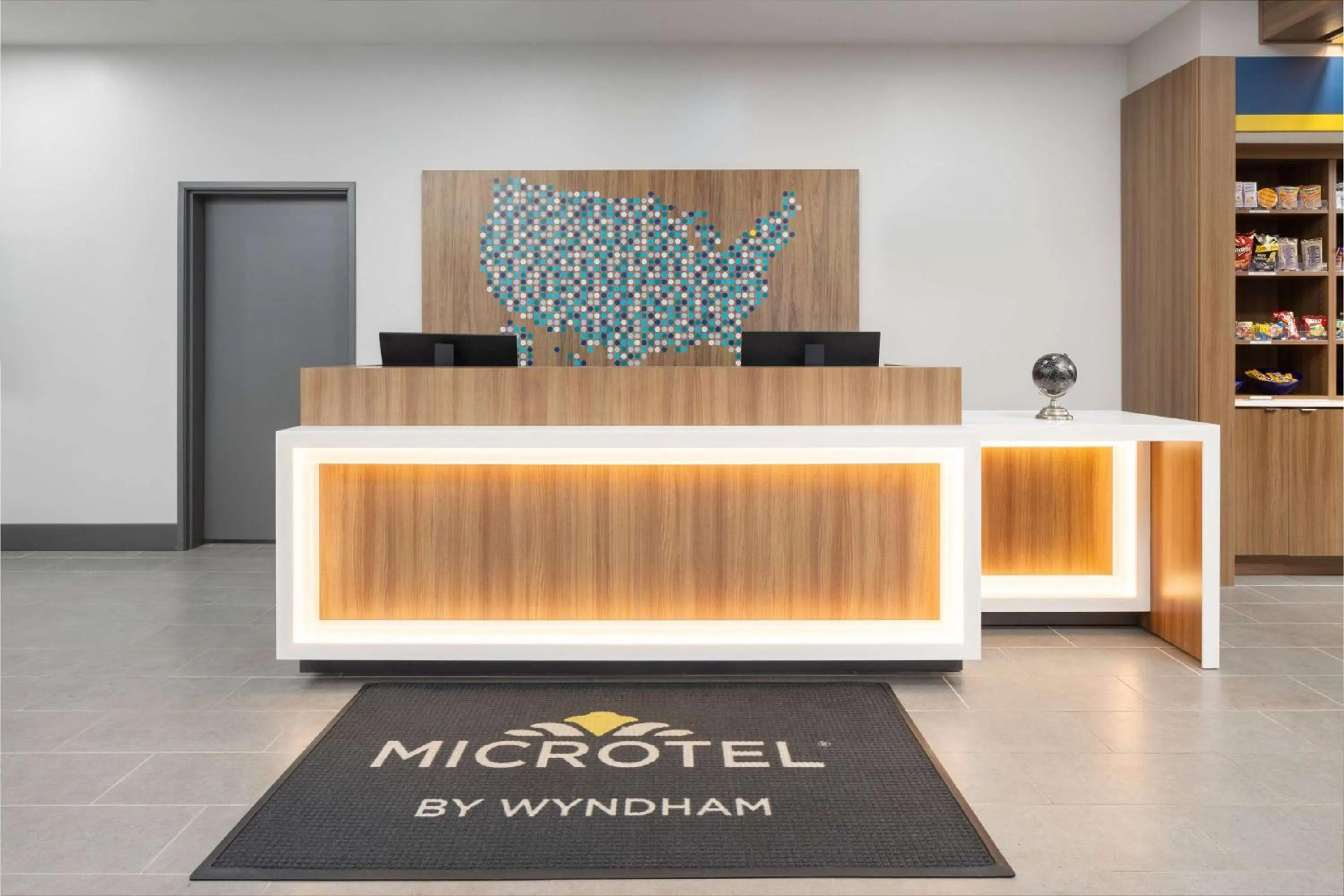 Lobby or reception in Microtel Inn & Suites by Wyndham Macedon