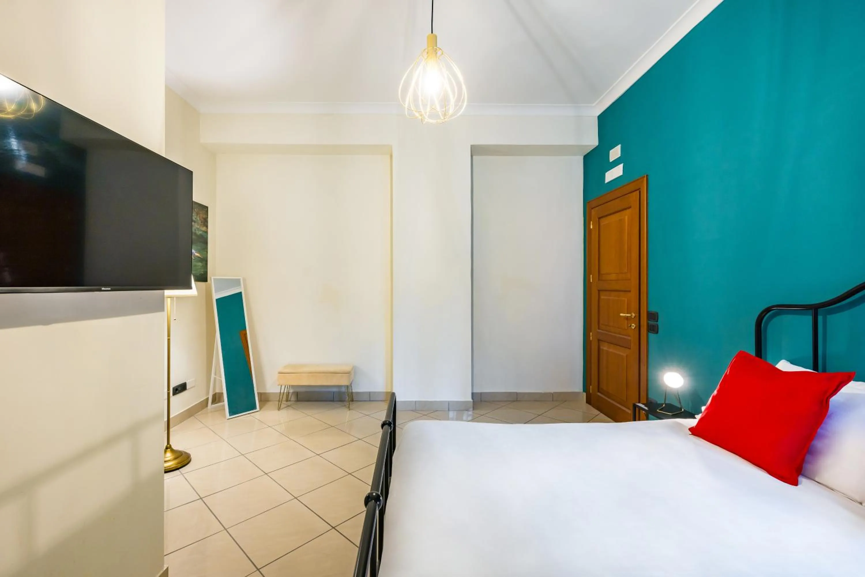 Toledo Bright Apartment by Wonderful Italy