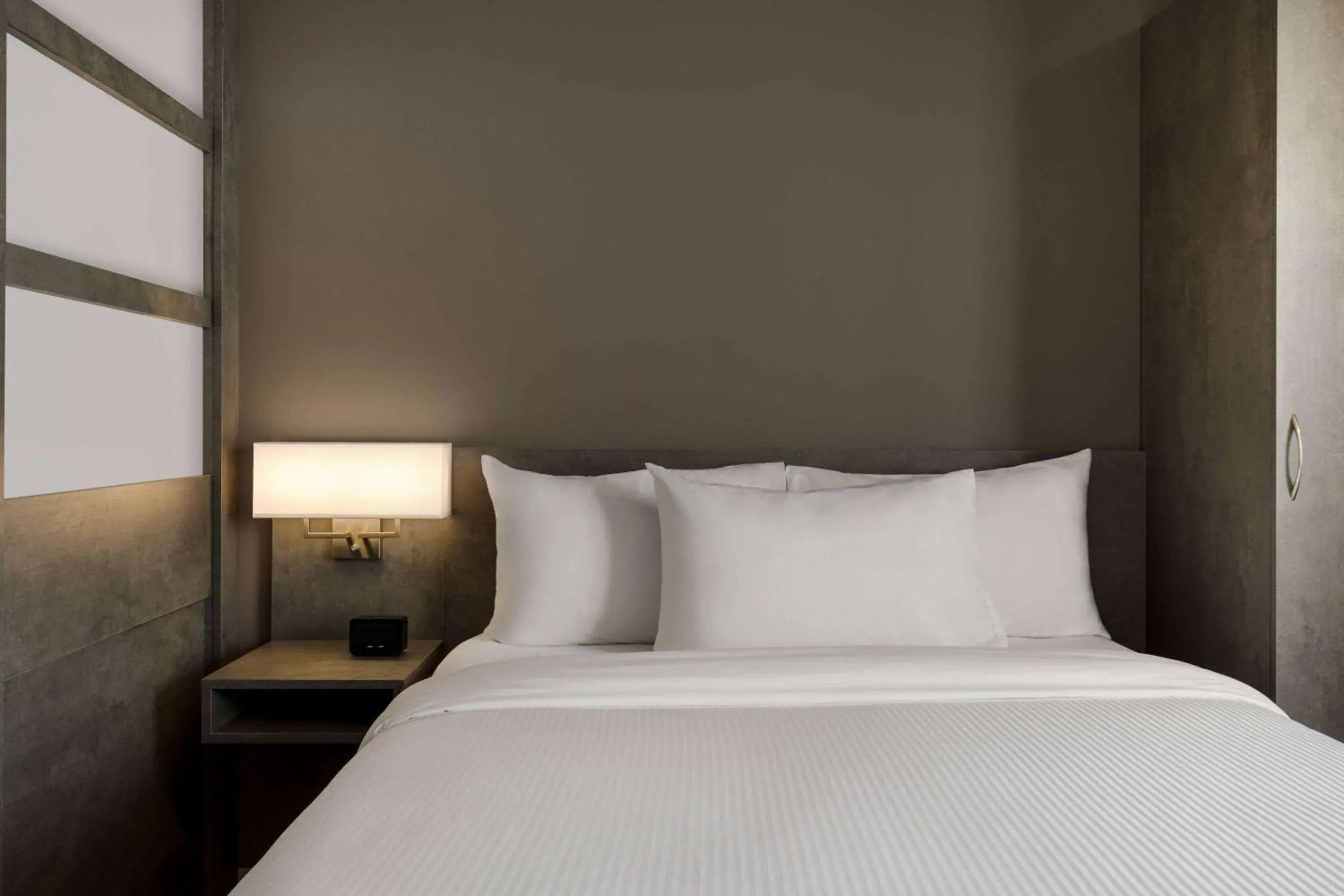 Queen Studio Suite - Non-Smoking in Microtel Inn & Suites by Wyndham Boisbriand Queen Studio Suite - Non-Smoking in Microtel Inn & Suites by Wyndham Boisbriand