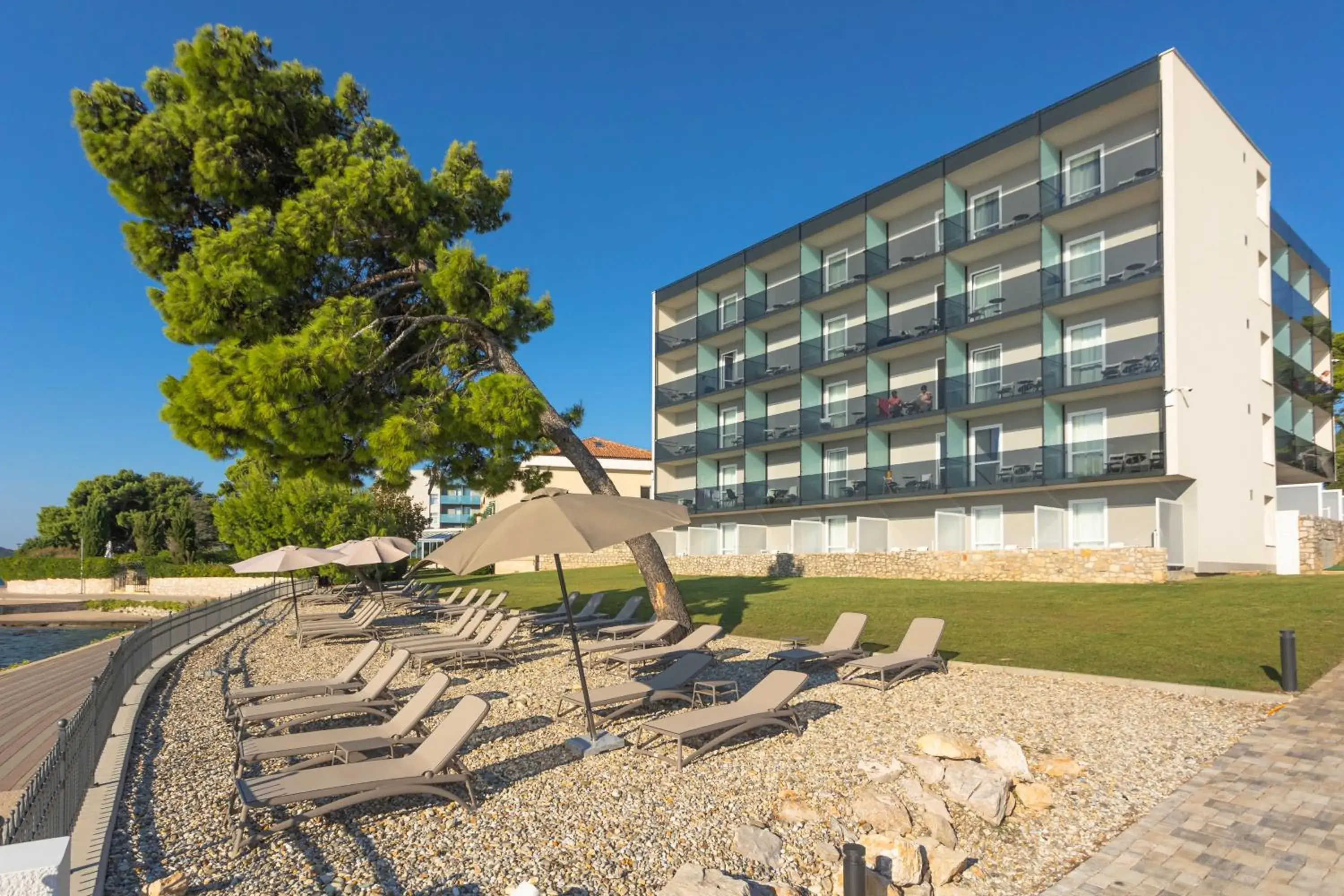 Property building in Villa Arausa Property building in Villa Arausa