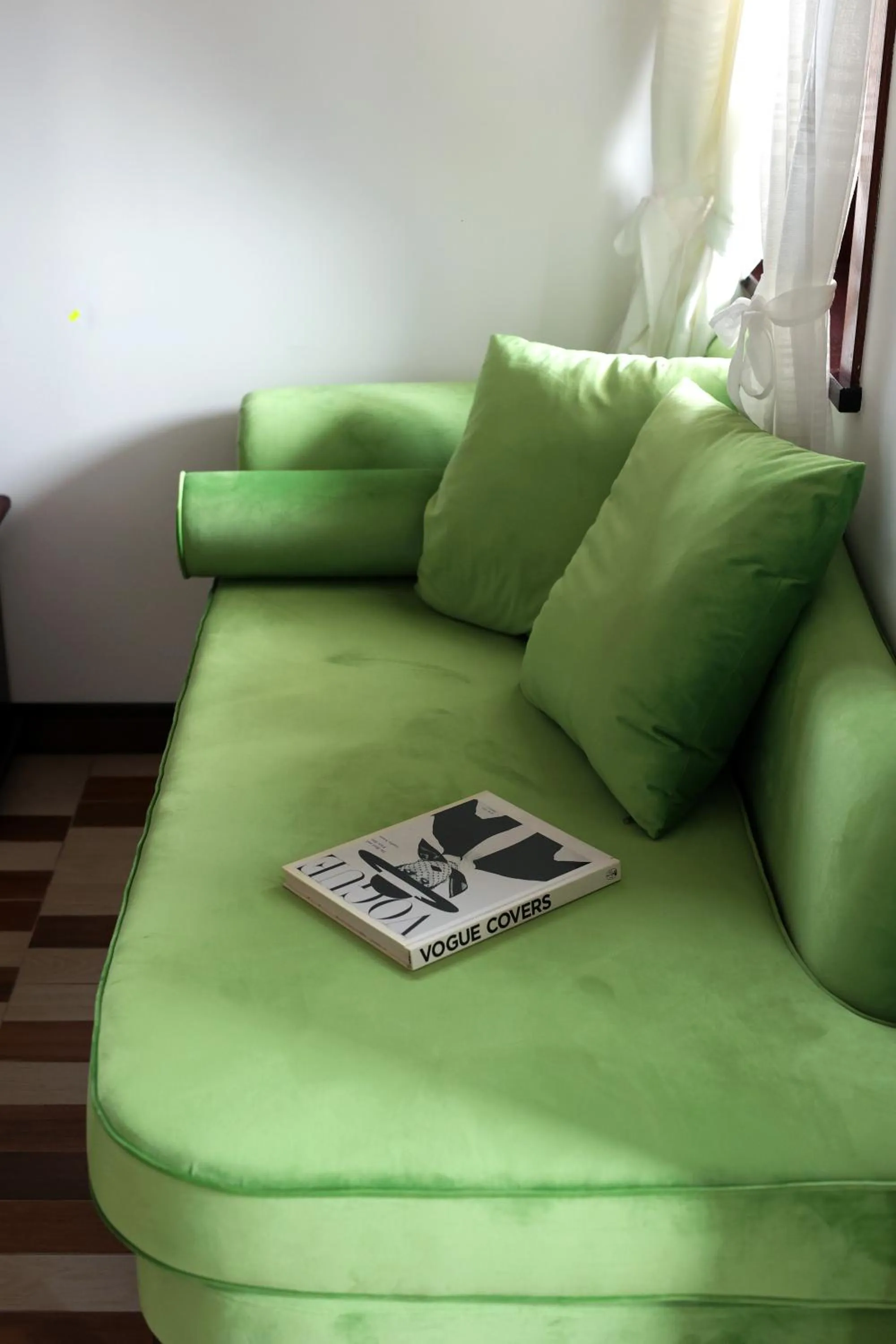 Living room in Armaco Residence