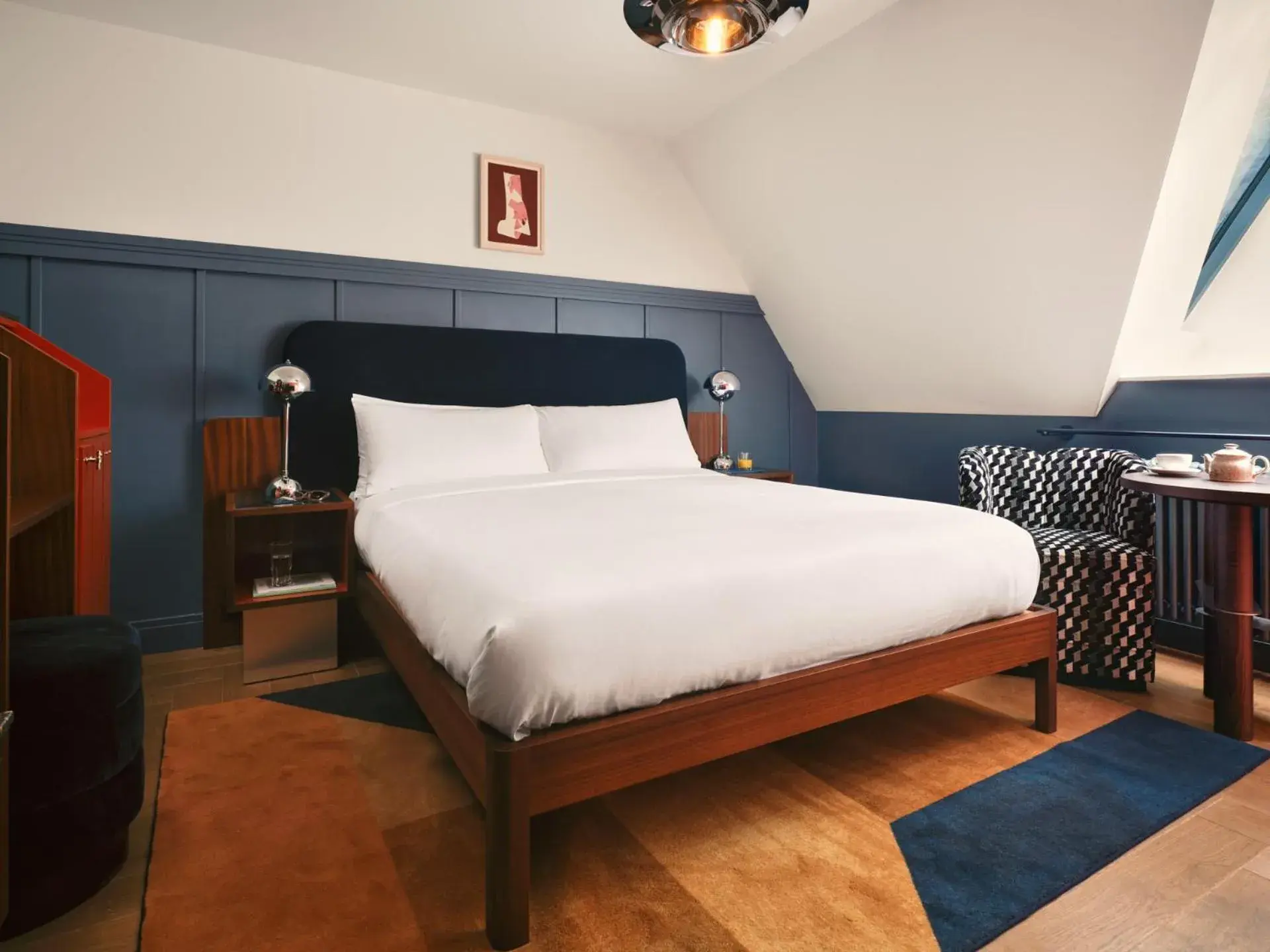 Cozy in The Hoxton Lloyd Amsterdam City Centre East Cozy in The Hoxton Lloyd Amsterdam City Centre East