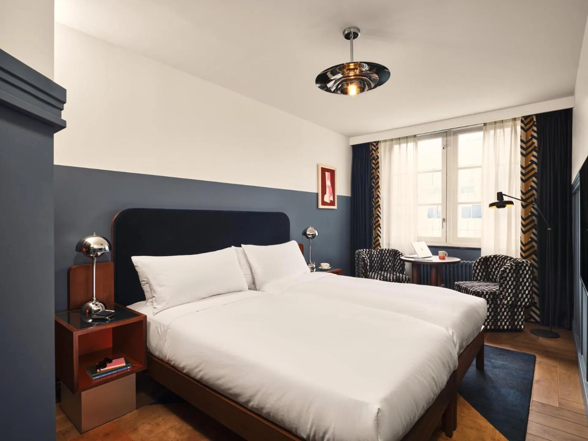 Bed in The Hoxton Lloyd Amsterdam City Centre East