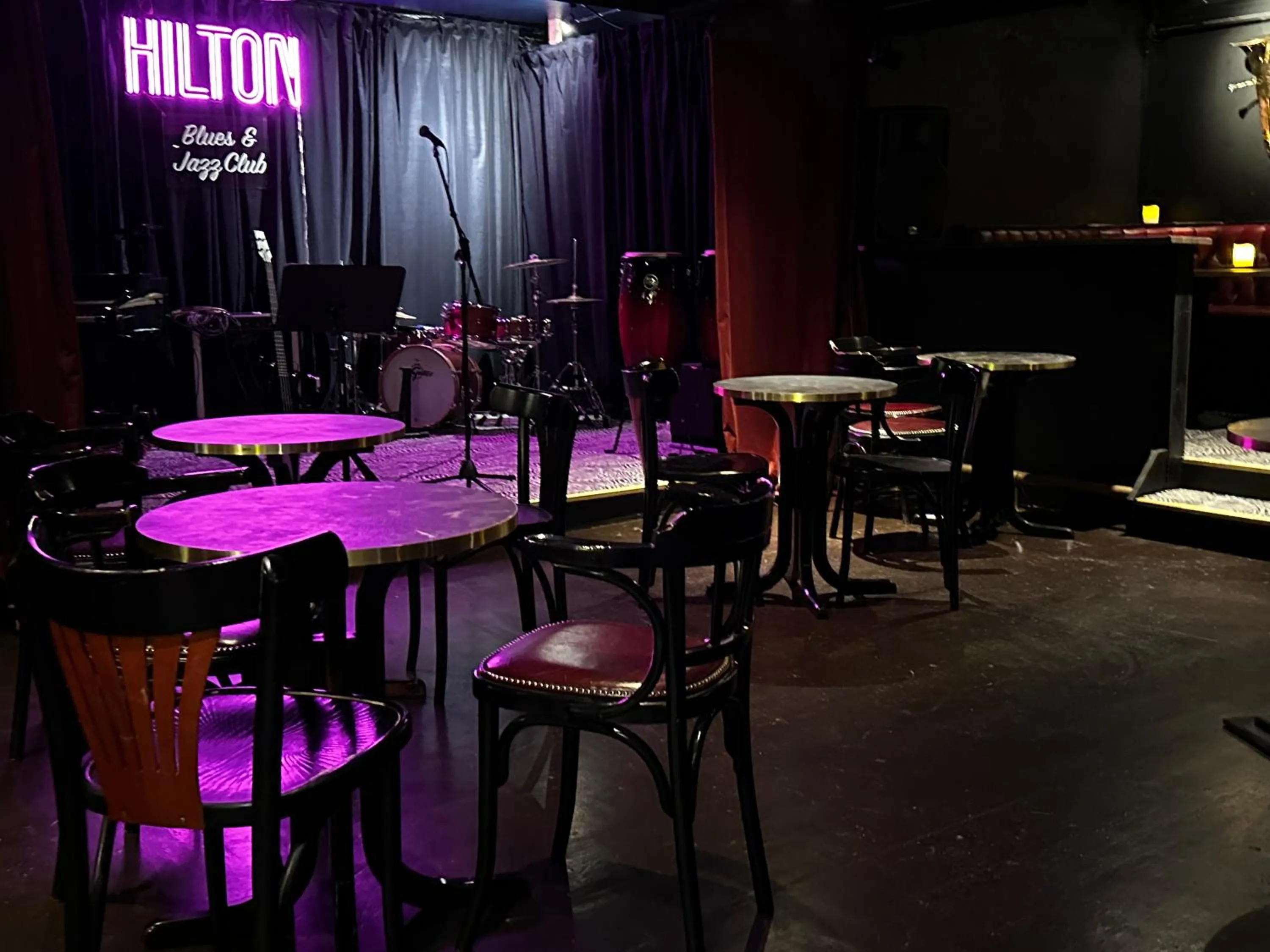 Lounge or bar in Bømlo Hotell