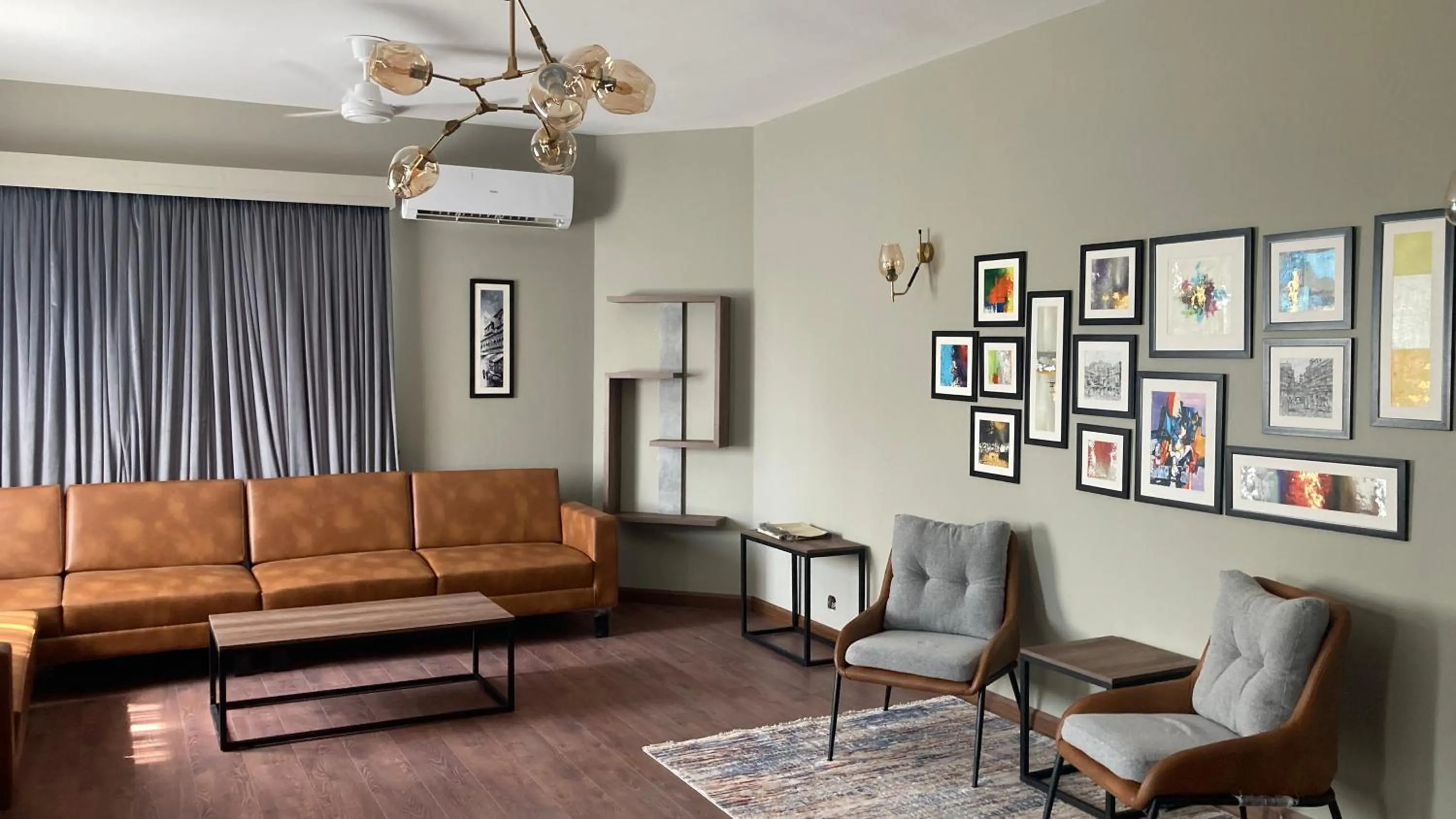 Living room in Hillside Residence E-7 by Paramount Hospitality