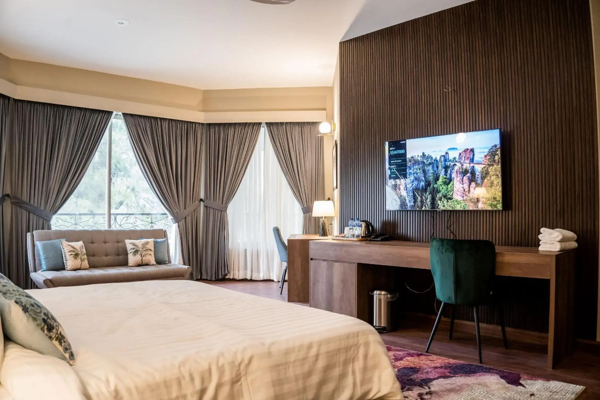 Hillside Residence E-7 by Paramount Hospitality Hillside Residence E-7 by Paramount Hospitality