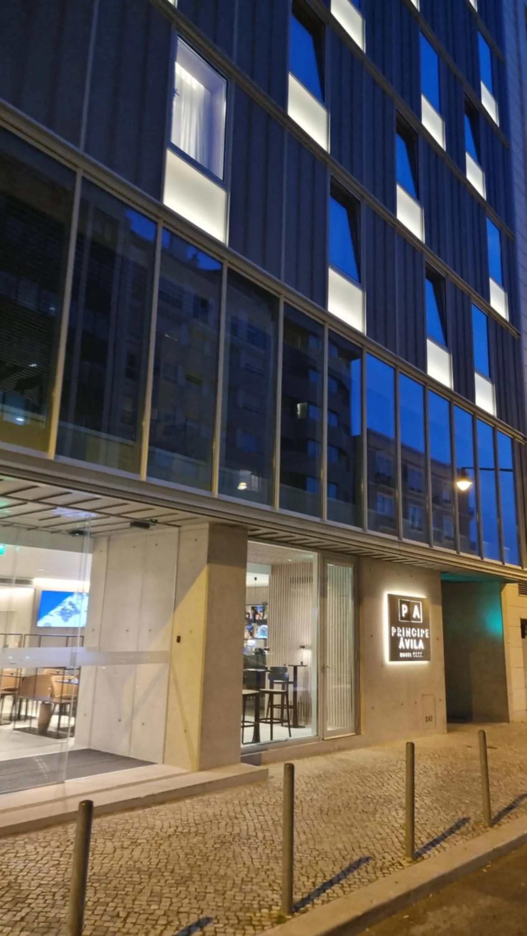 Facade/entrance in Hotel Principe Avila