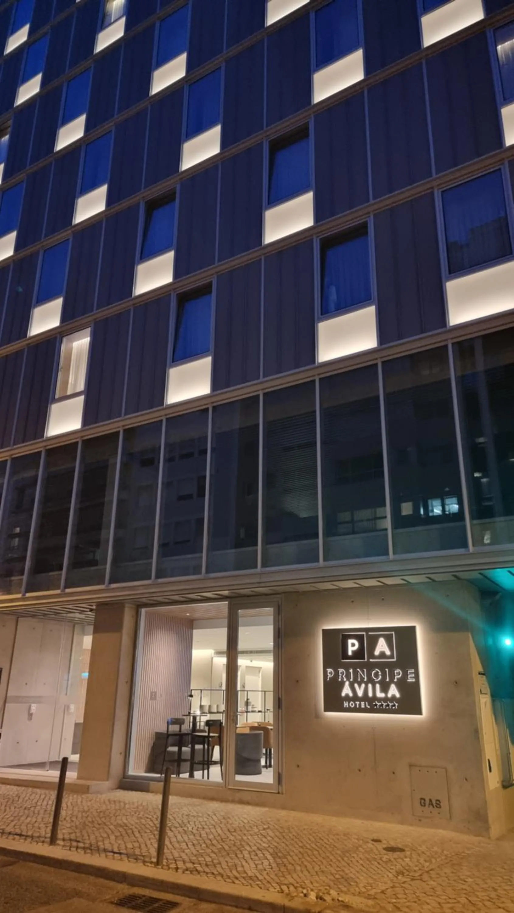 Facade/entrance in Hotel Principe Avila