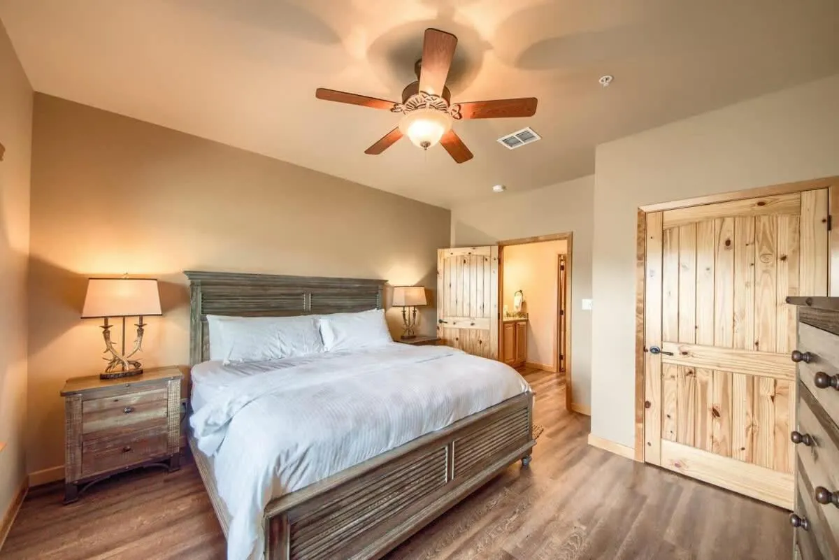 Bed in Old Mills Resort OM A9