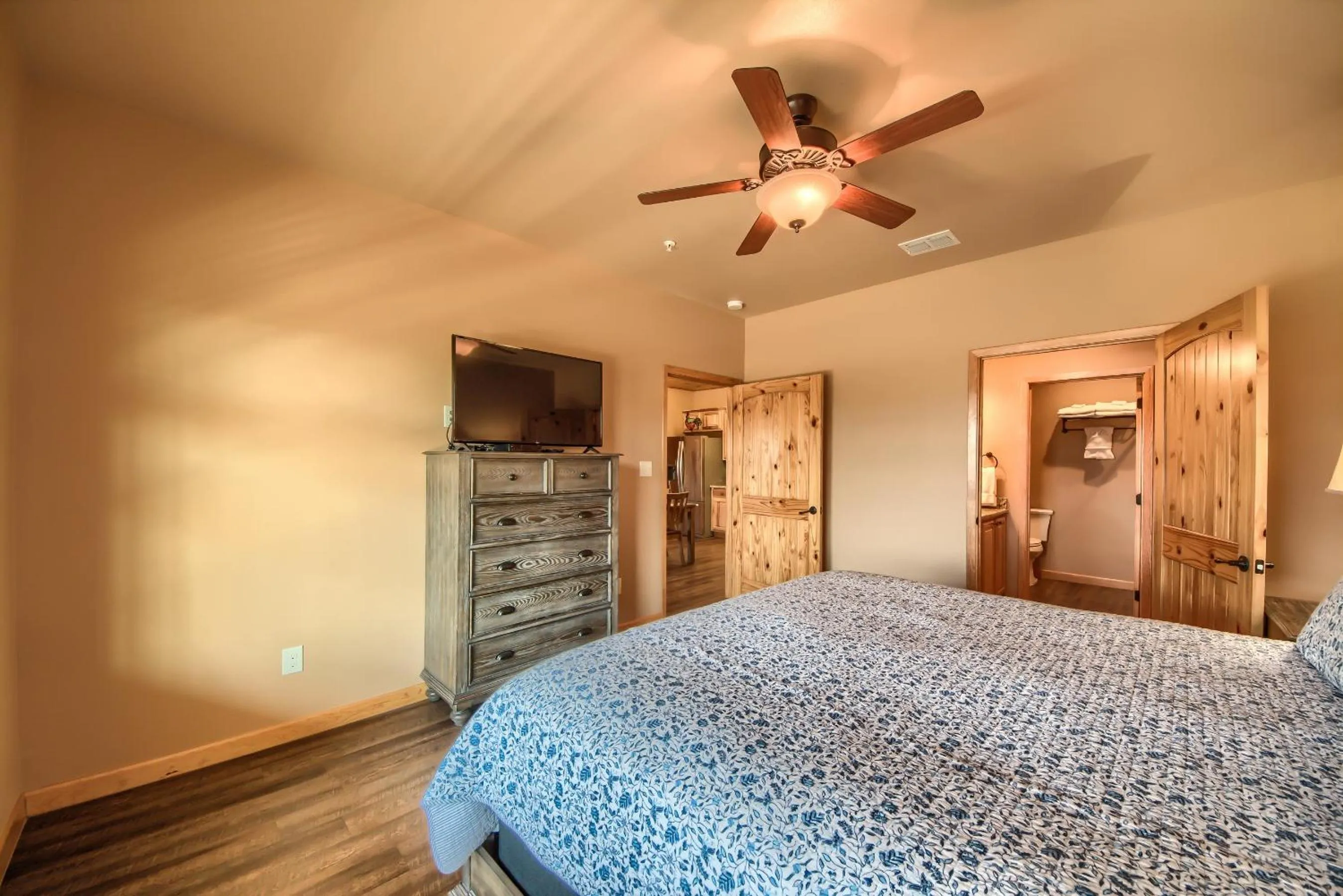 Other, Bed in Old Mills Resort OM A13