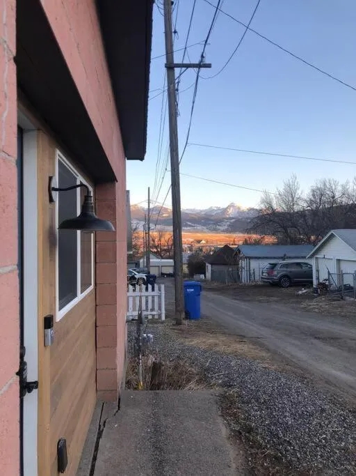 Downtown Yellowstone Bungalow