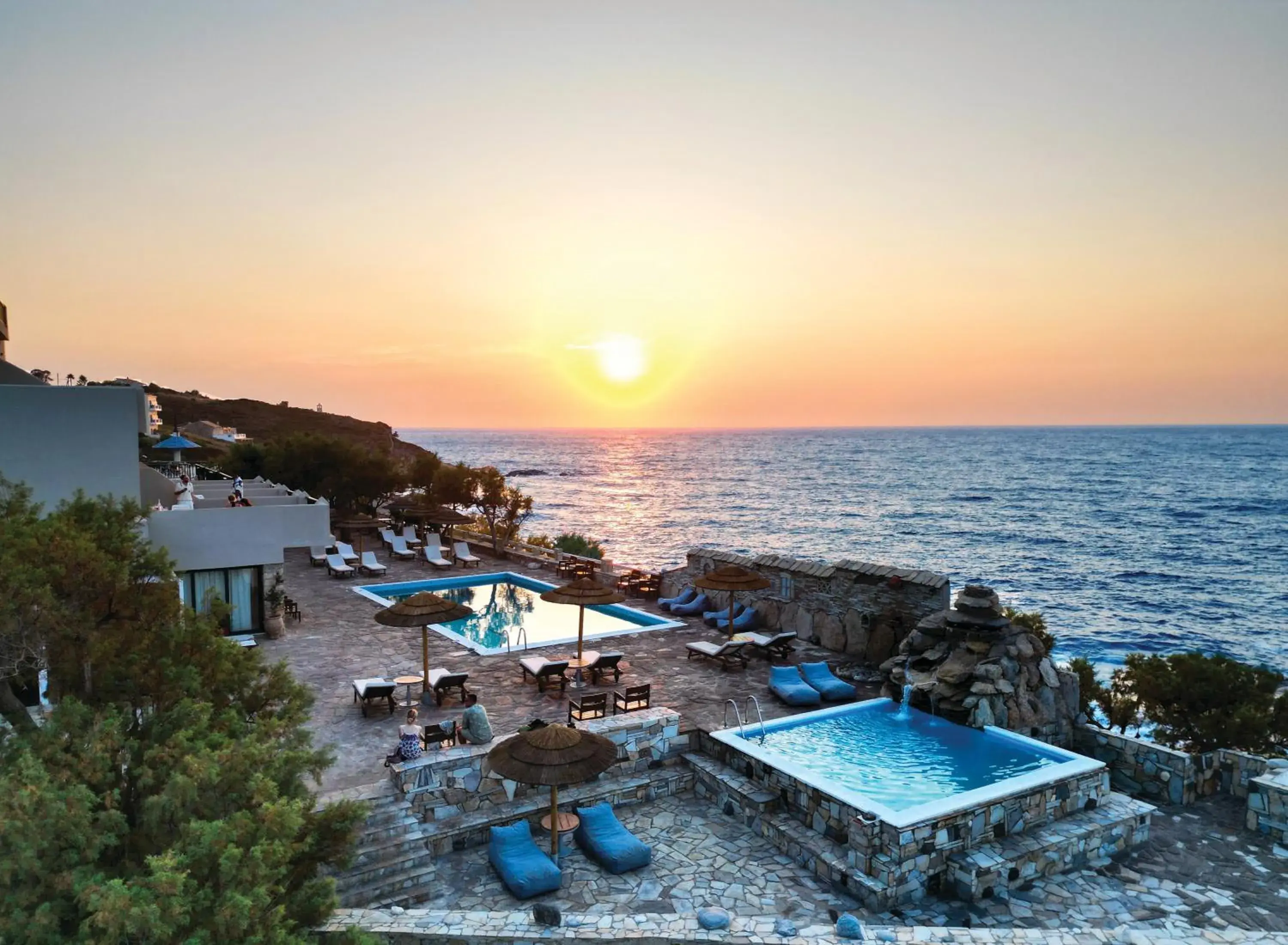 Cavos Bay Hotel & Studios Cavos Bay Hotel & Studios