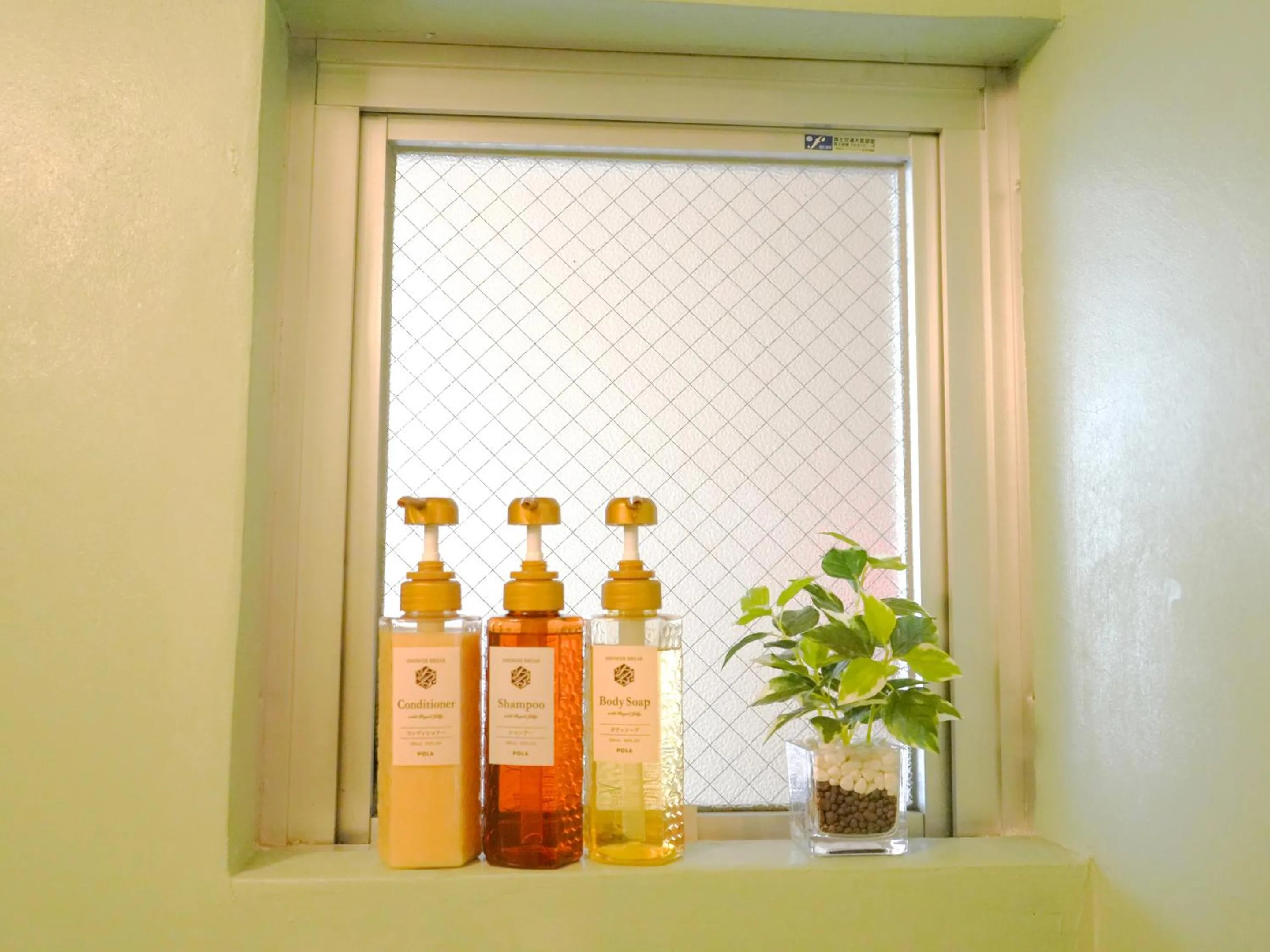 Shower in JC HOTEL NaHa