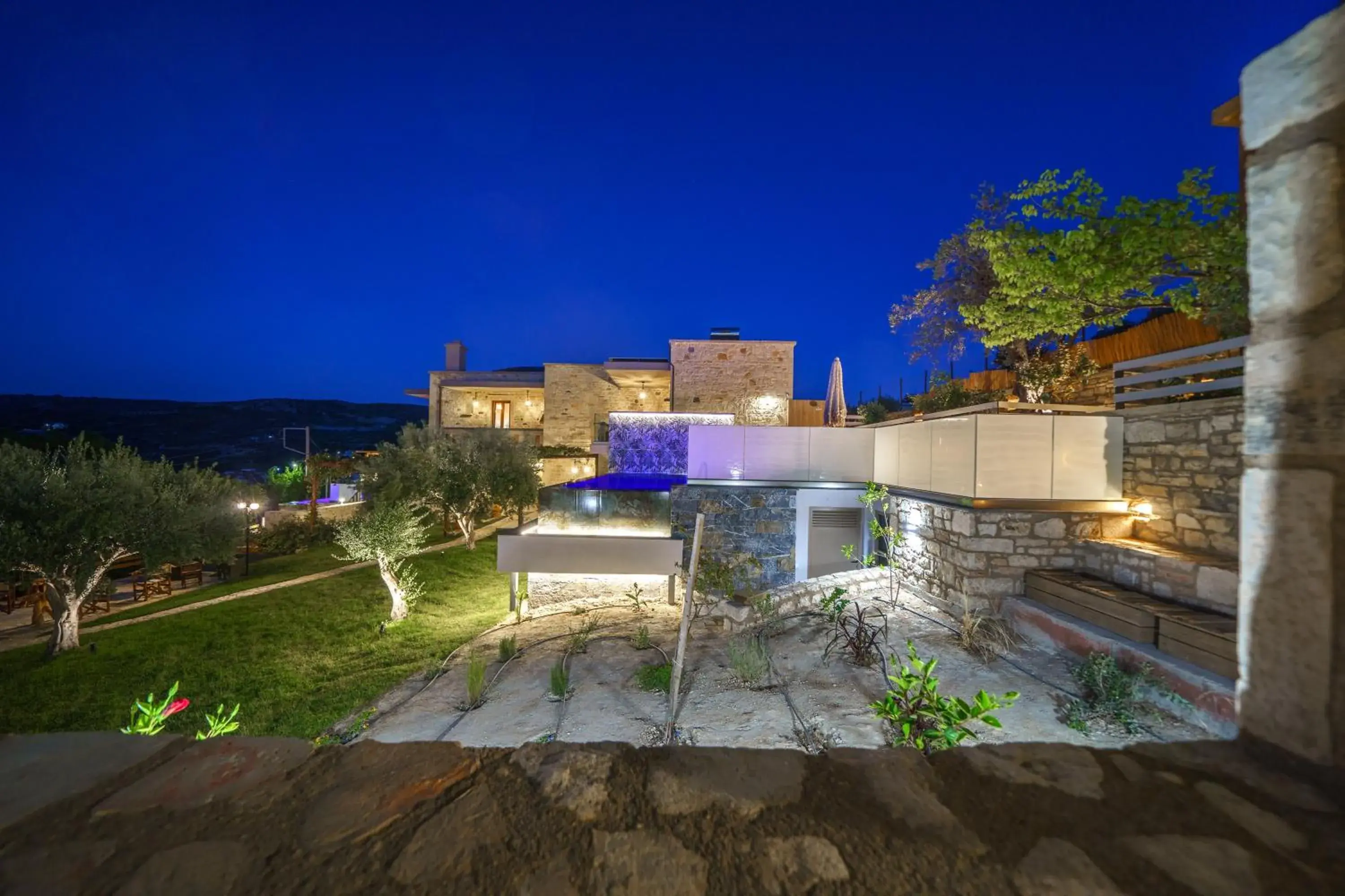 Property building in Asion Lithos Property building in Asion Lithos