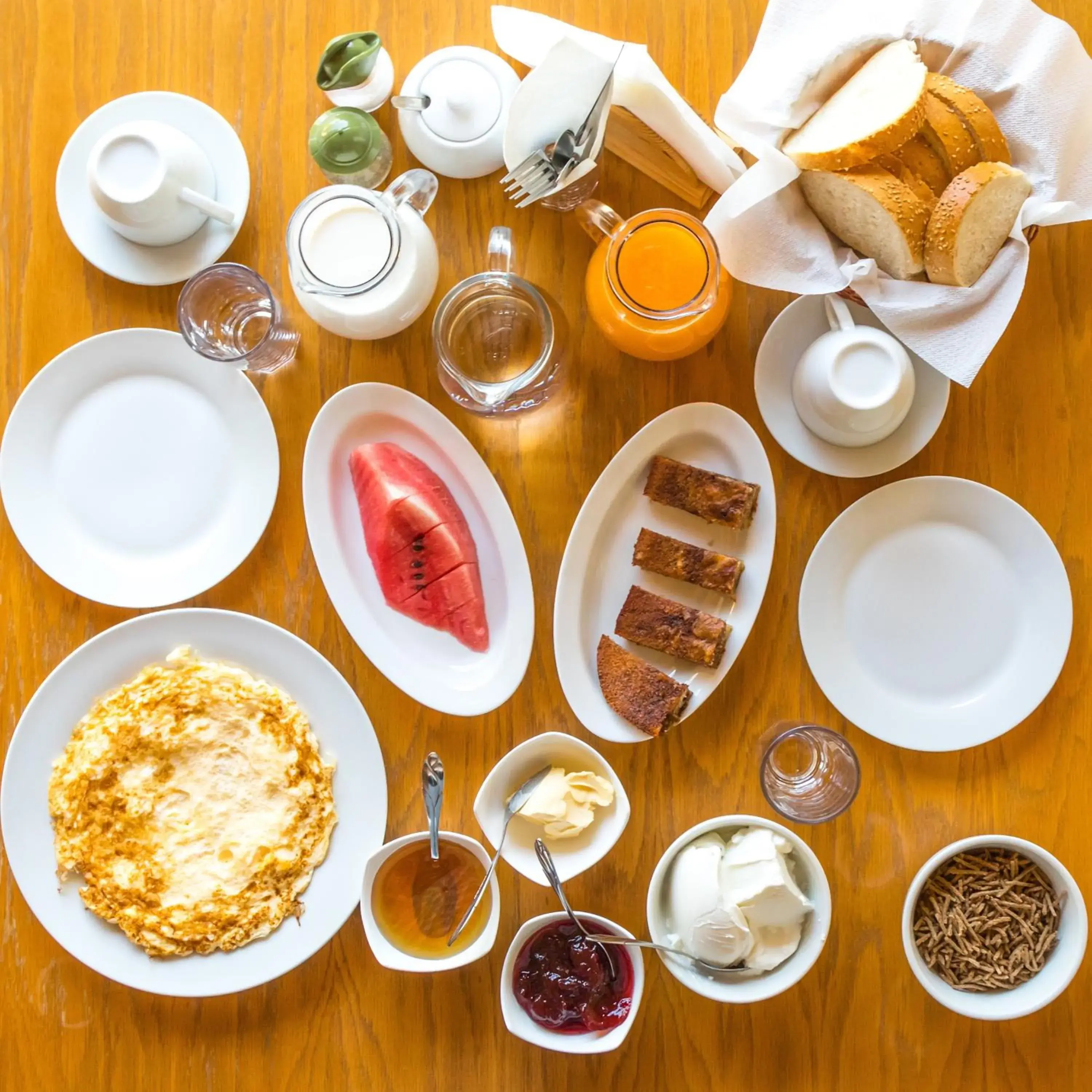 Breakfast in Asion Lithos Breakfast in Asion Lithos