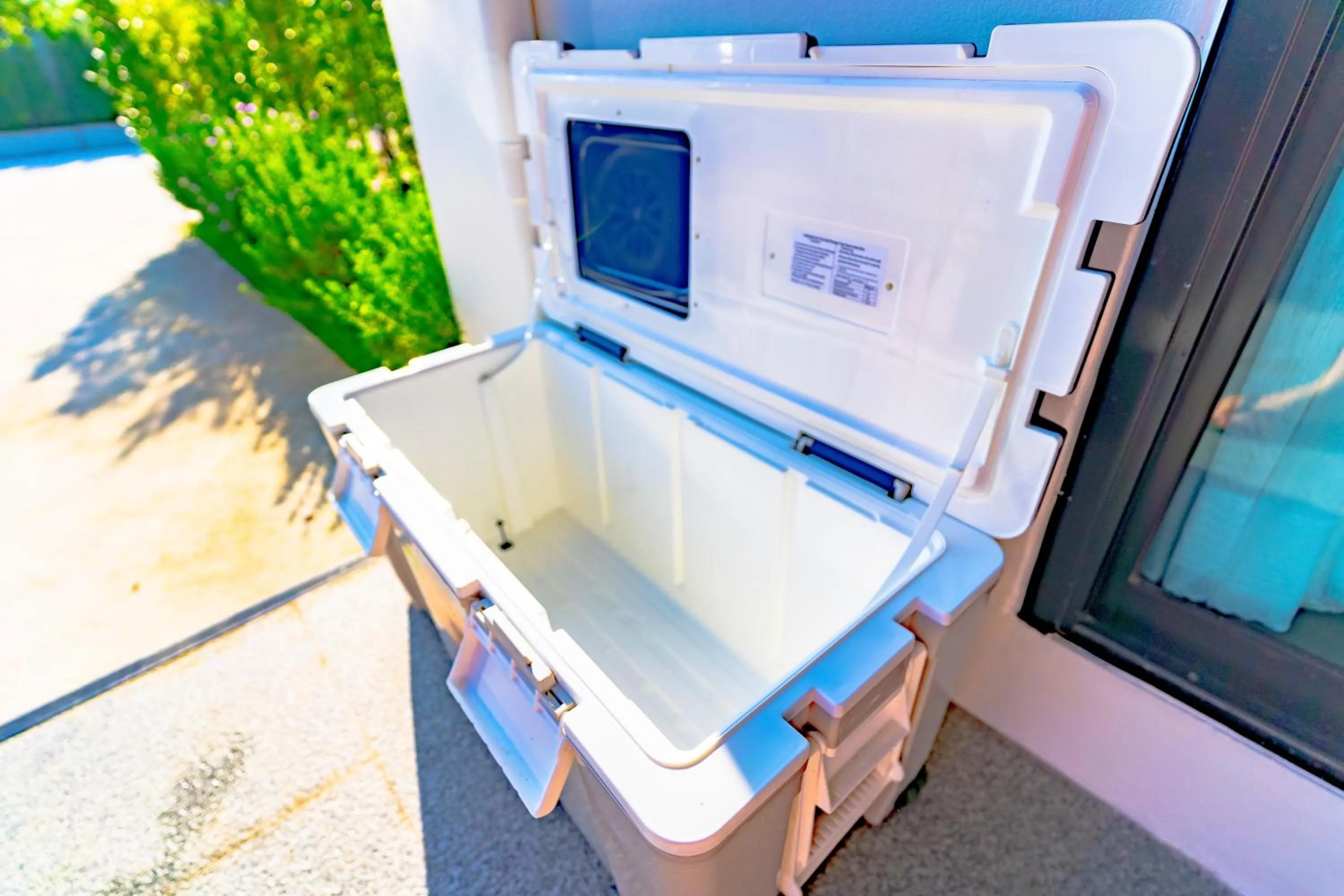 Day in Villa Paramount 2