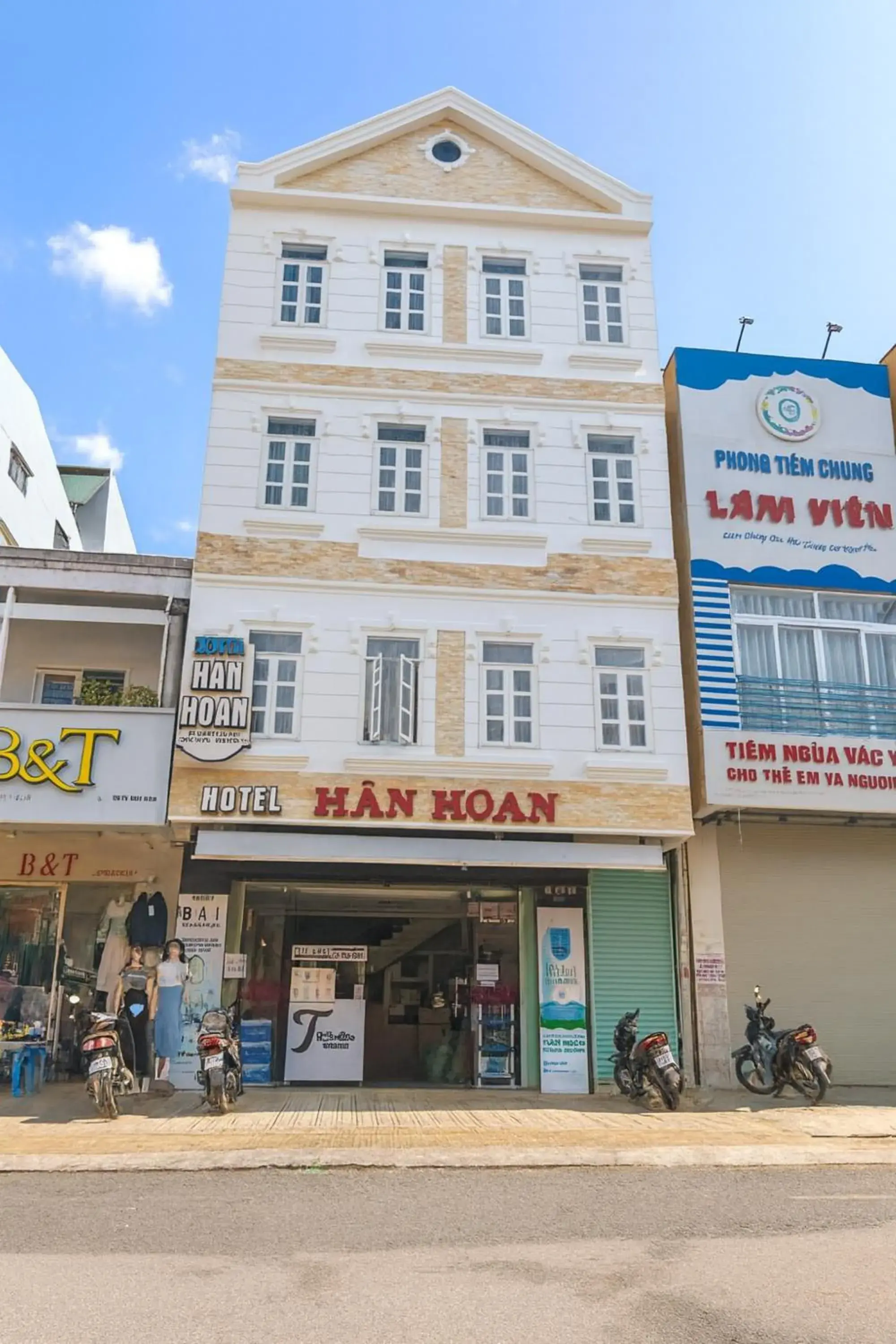 Property building in Hân Hoan Hotel Property building in Hân Hoan Hotel