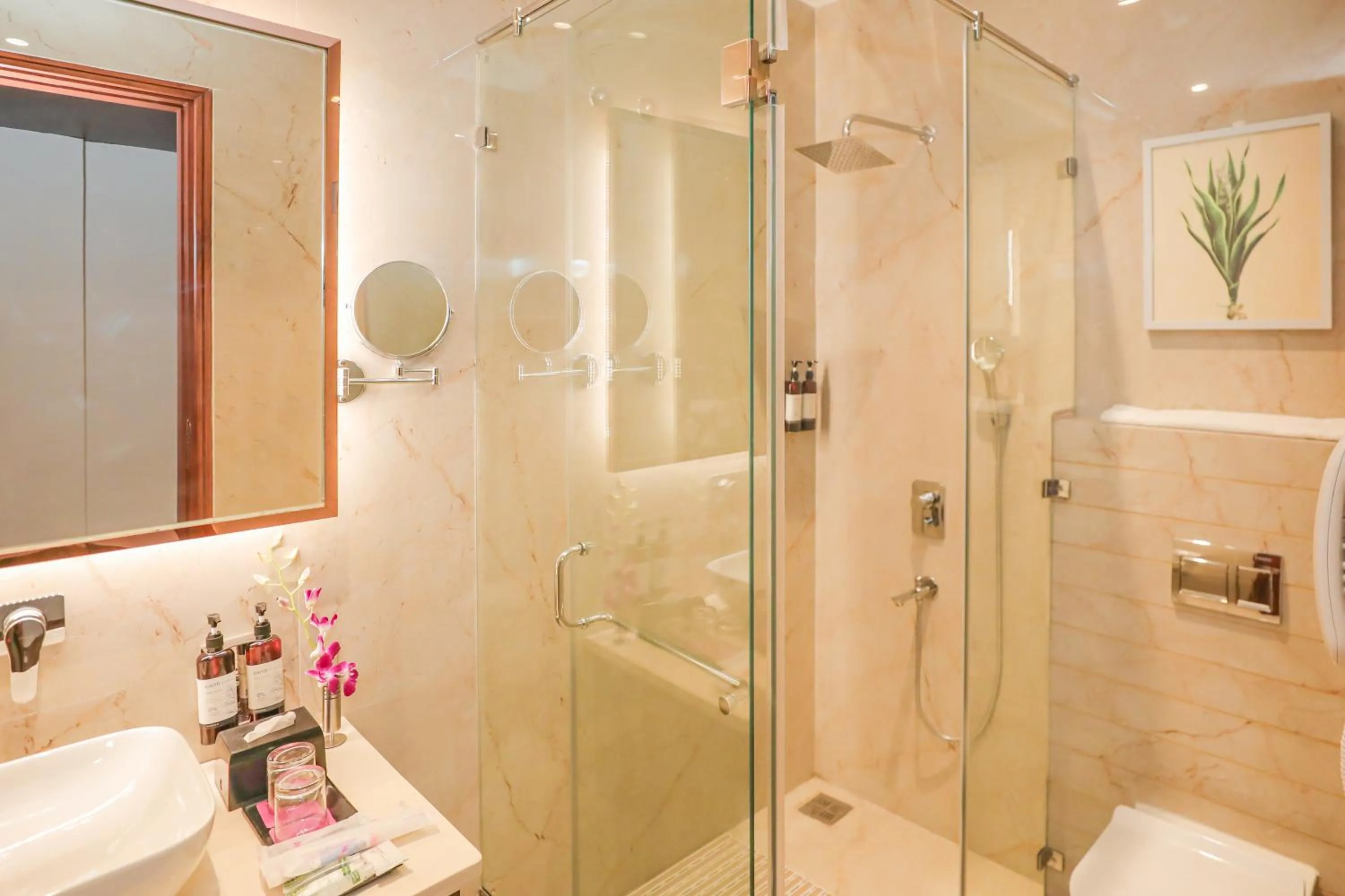Bathroom in Regenta Place Phagwara by Royal Orchid Hotels Limited