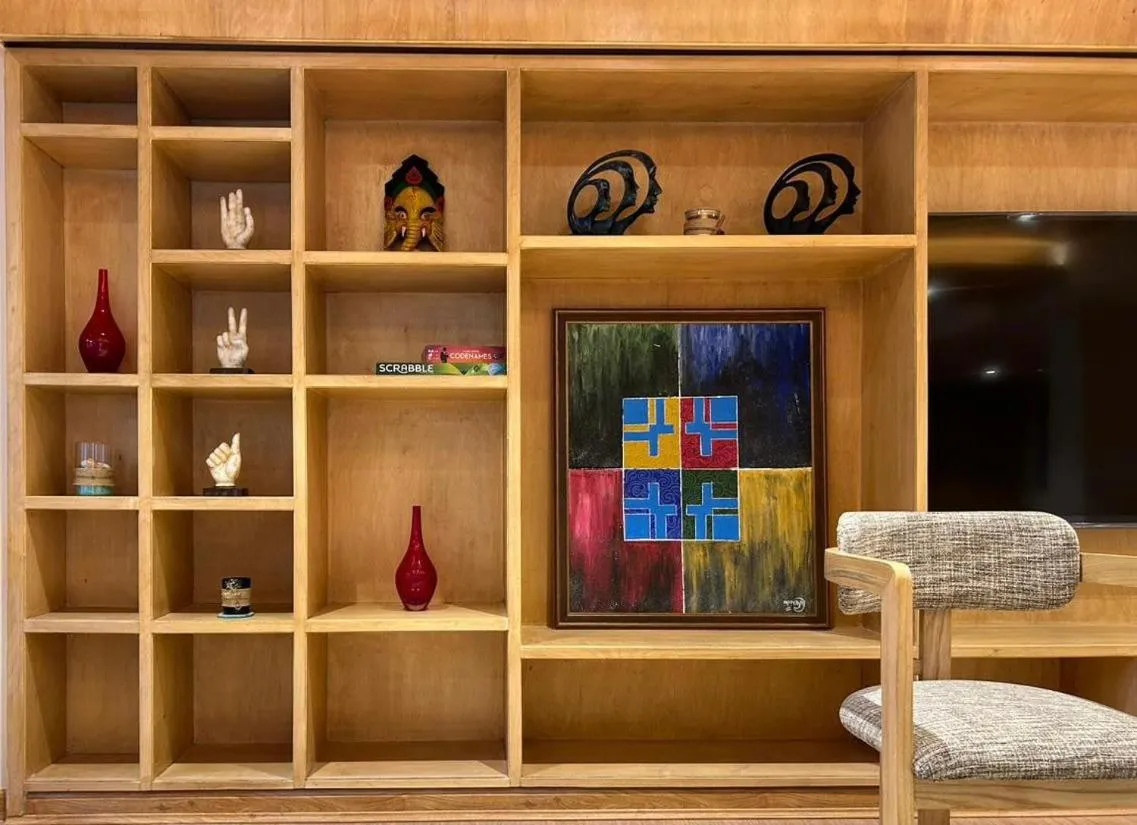 Library in Bookmark Resorts, Manali