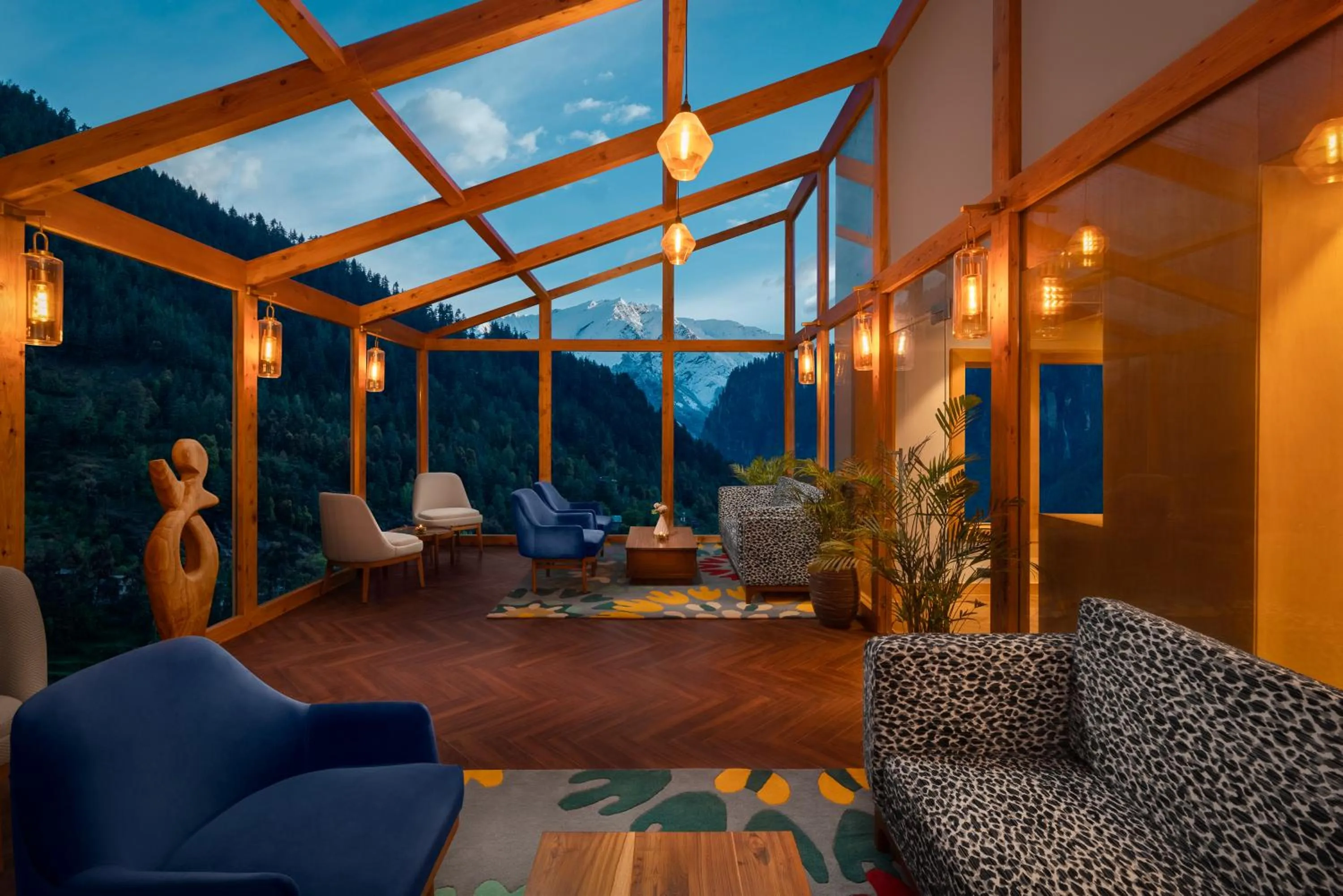 Lounge or bar in Bookmark Resorts, Manali