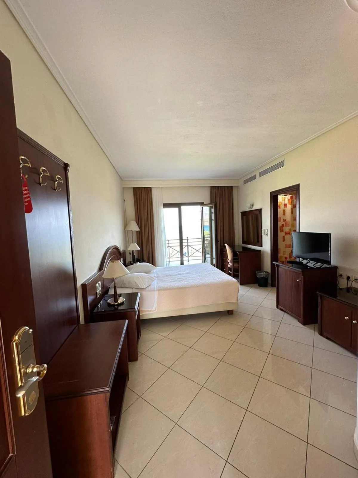 Photo of the whole room in Europa Beach Hotel