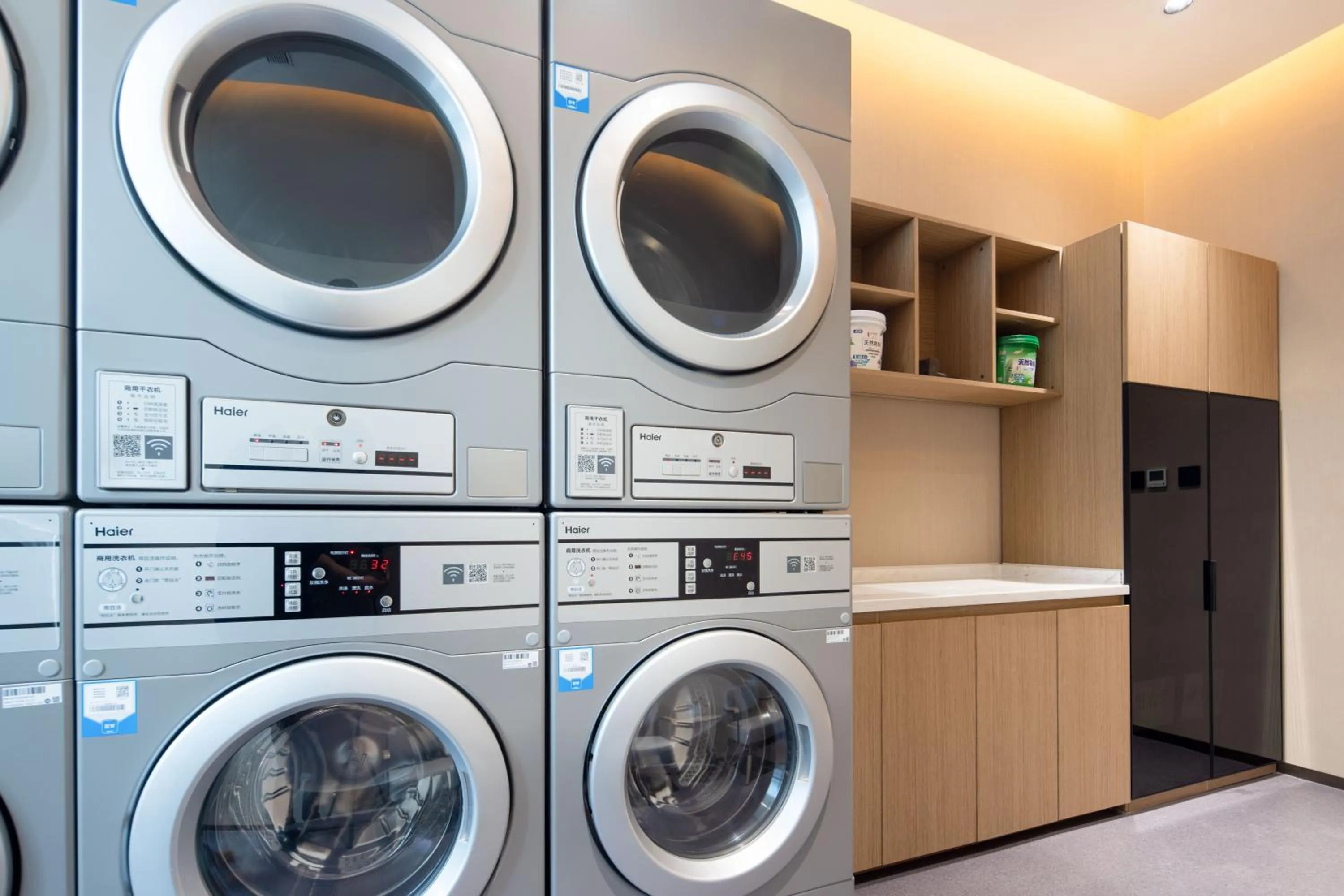 washing machine in Home2 Suites by Hilton Chongqing Yubei