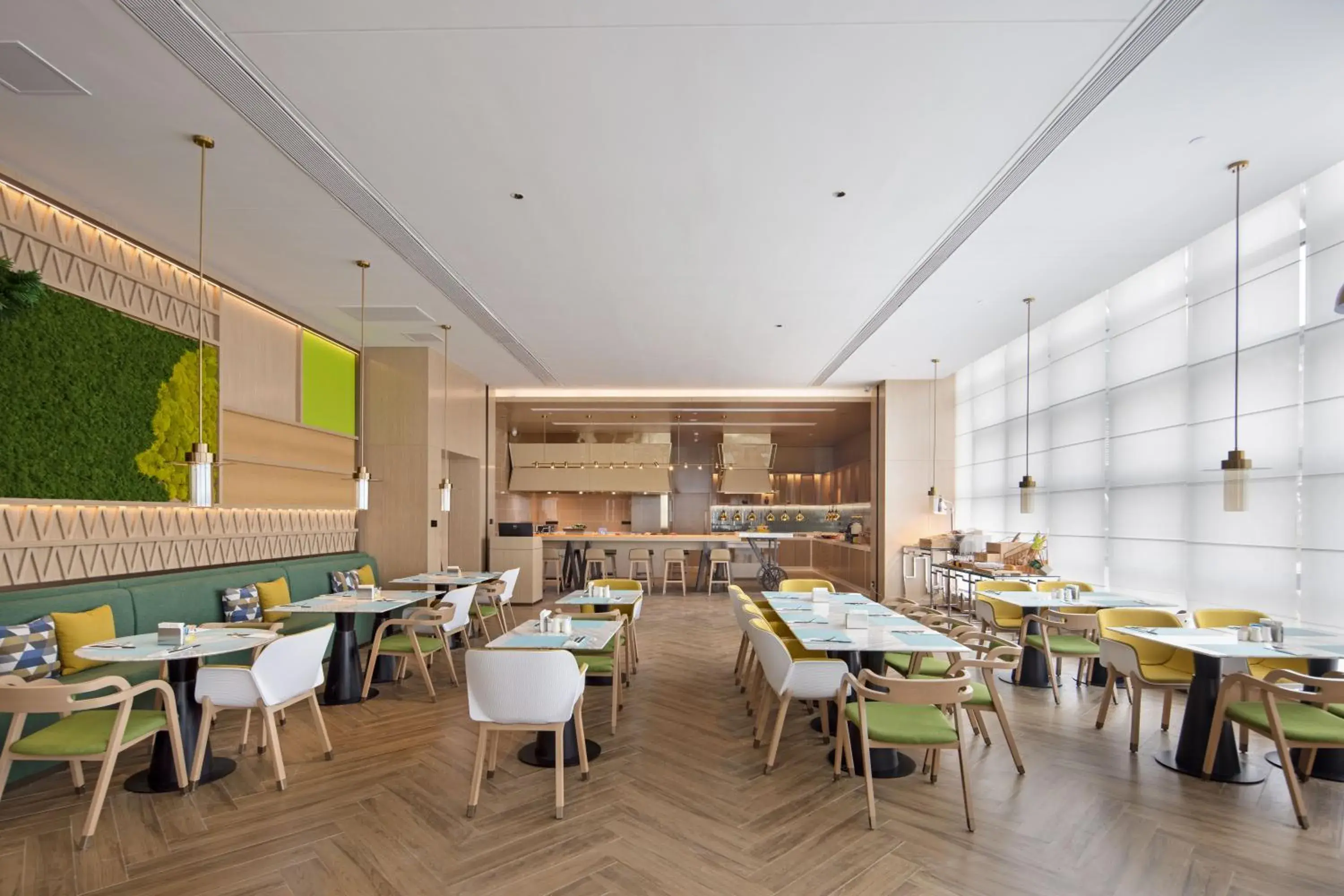 Restaurant/places to eat in Home2 Suites by Hilton Chongqing Yubei Restaurant/places to eat in Home2 Suites by Hilton Chongqing Yubei