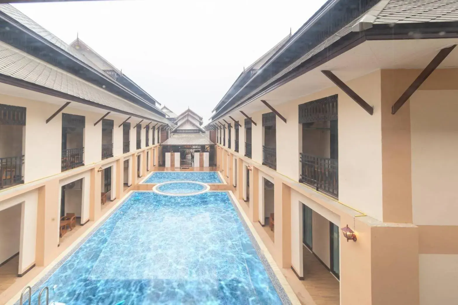 Pool view in Peacock De Pai Hotel Pool view in Peacock De Pai Hotel