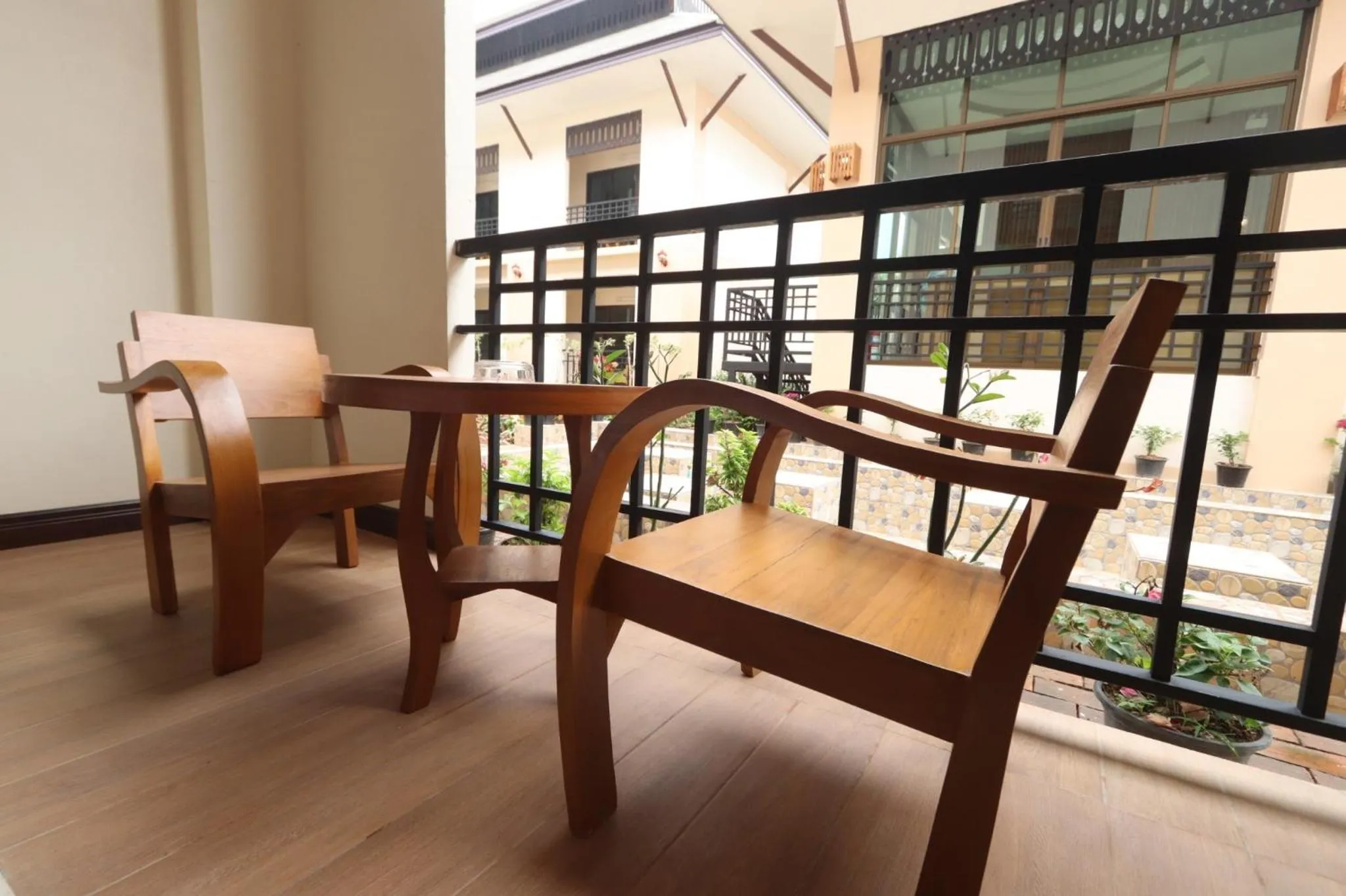 Balcony/Terrace in Peacock De Pai Hotel