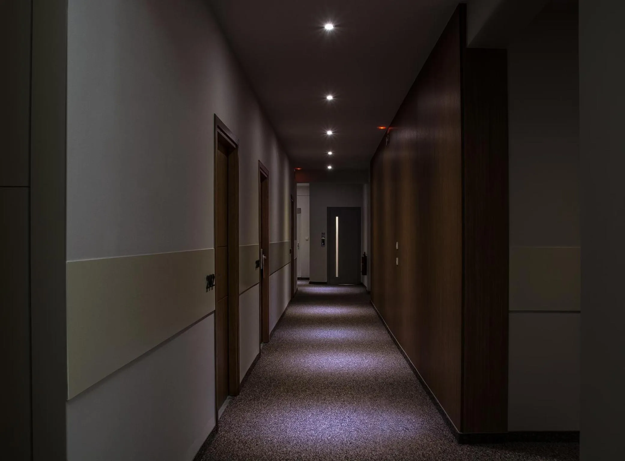 Communal lounge/ TV room in Sea View Hotel & Apartments