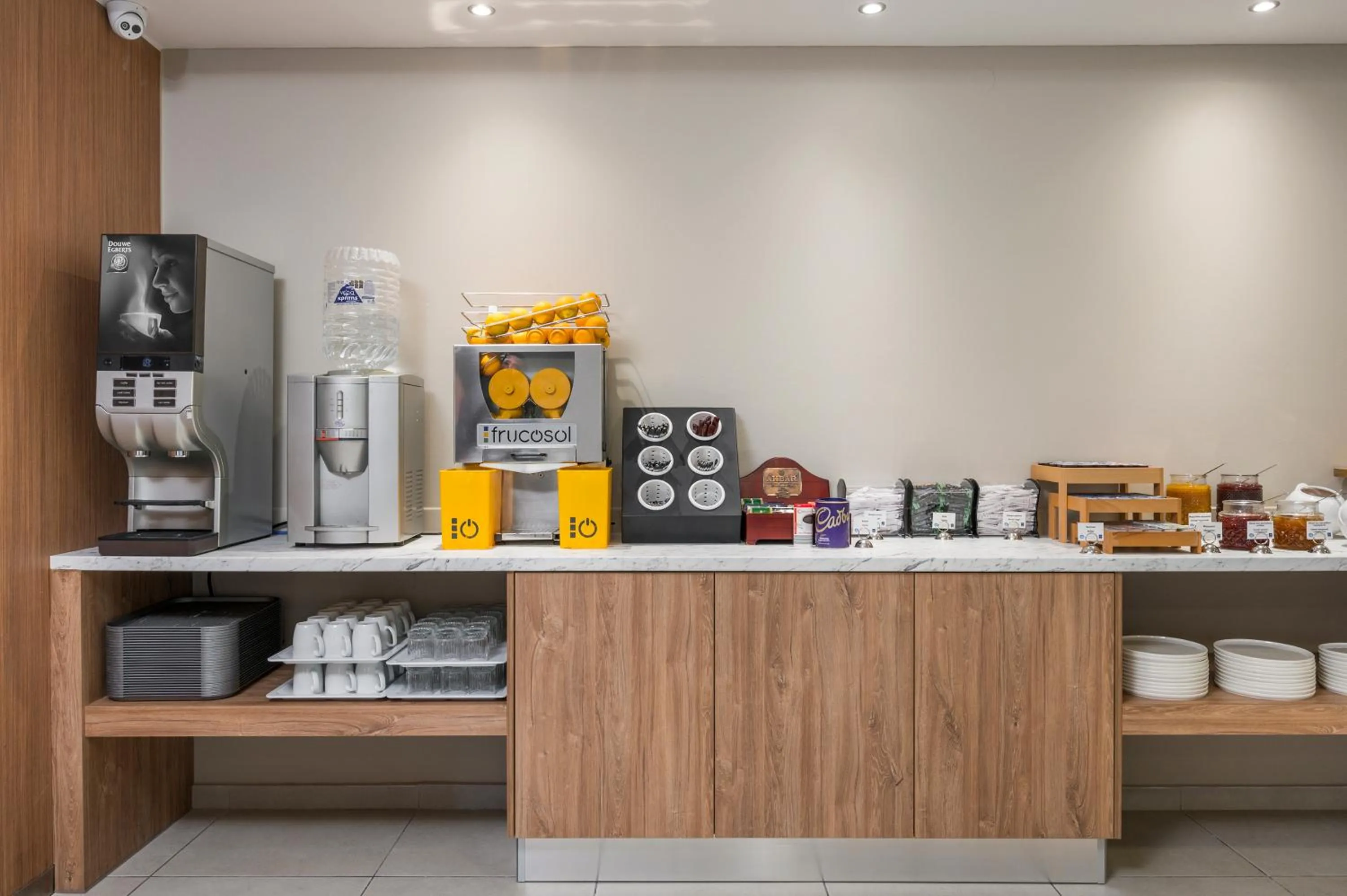 Breakfast in Sea View Hotel & Apartments