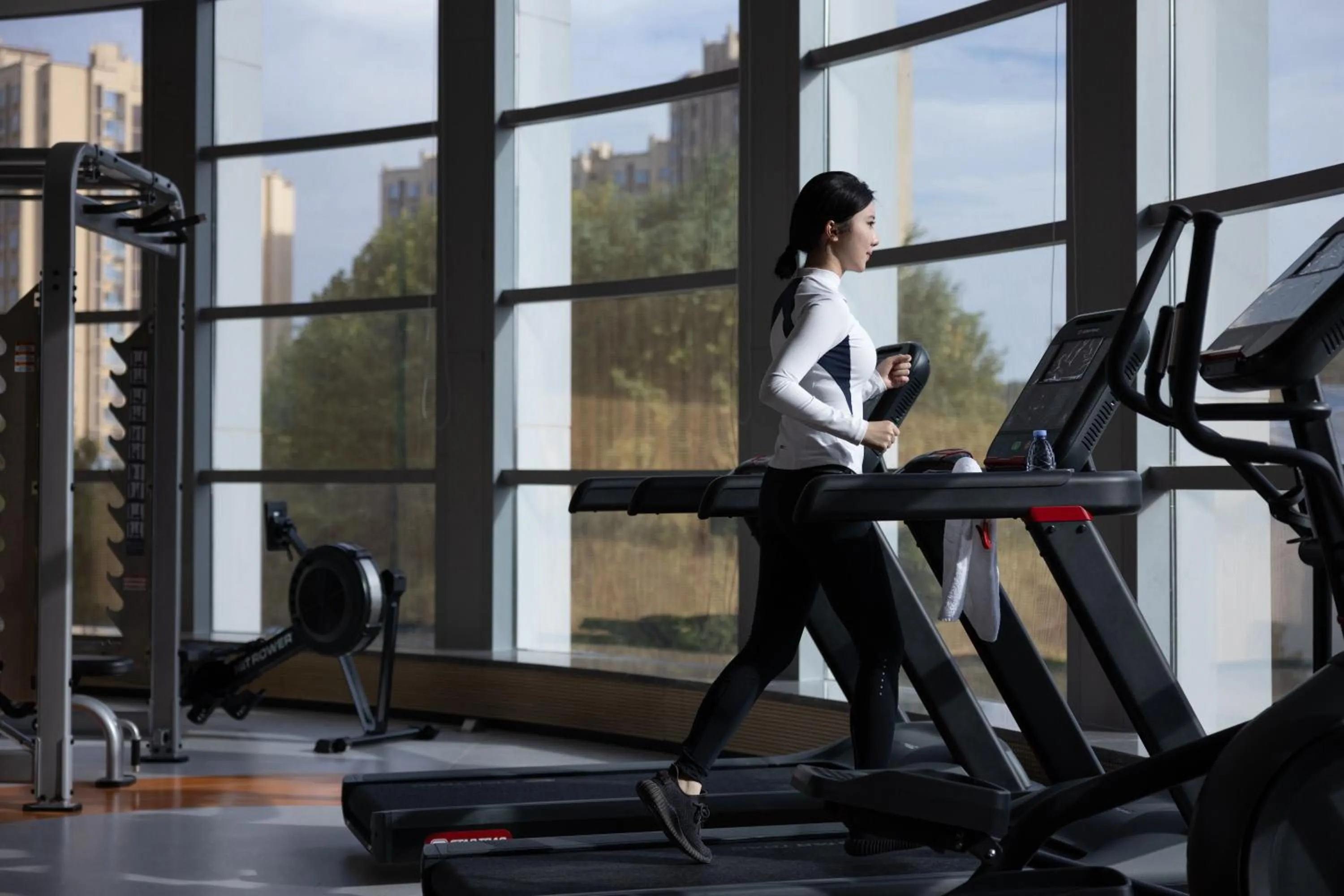 Fitness centre/facilities in Home2 Suites by Hilton Guiyang Nanming Jiyuan