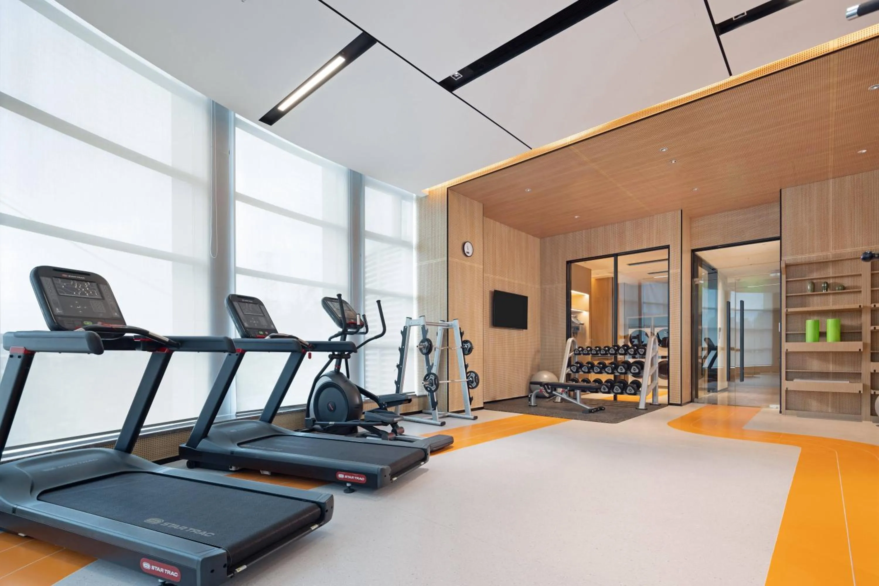 Fitness centre/facilities in Home2 Suites by Hilton Guiyang Nanming Jiyuan
