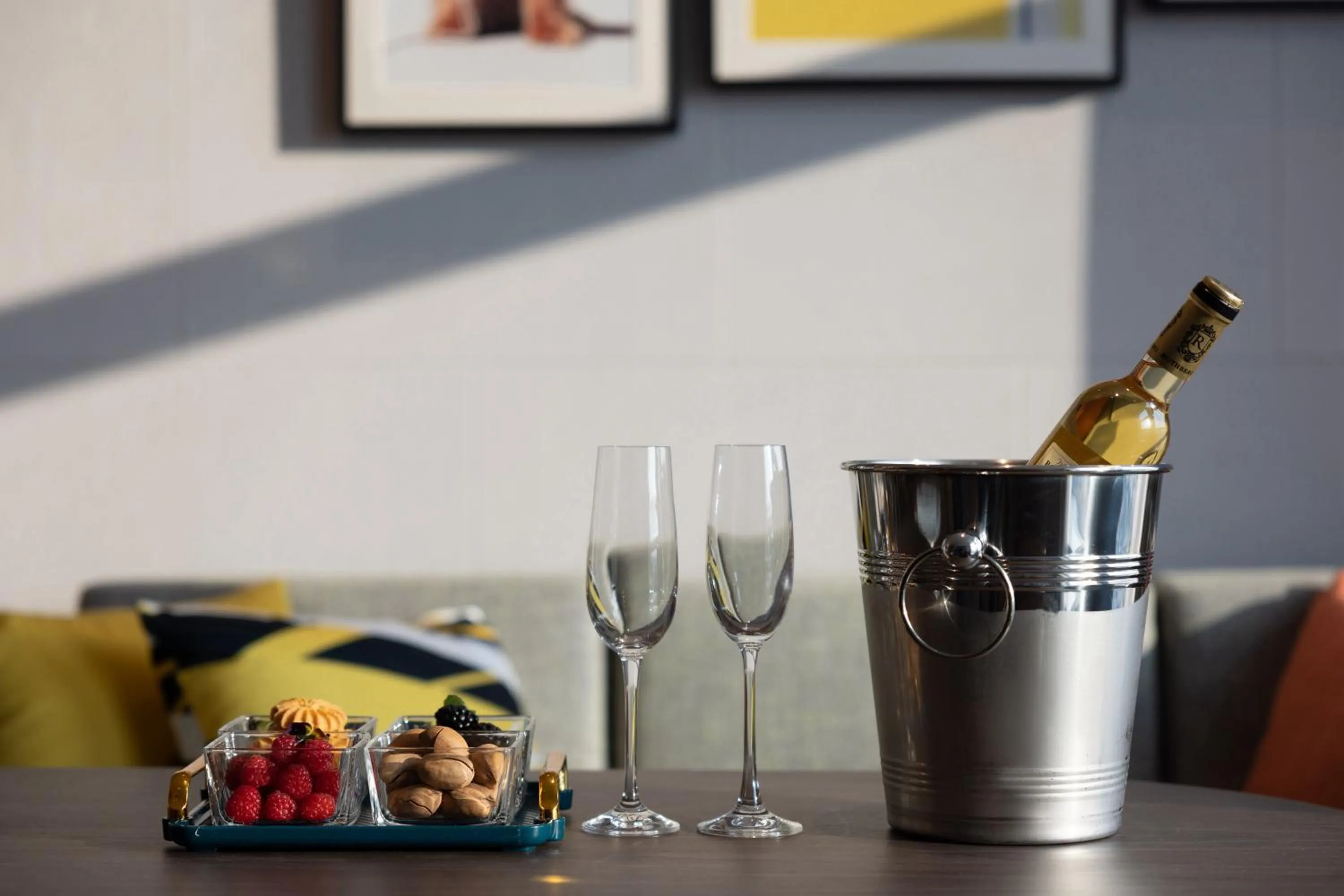 Food and drinks in Home2 Suites by Hilton Guiyang Nanming Jiyuan