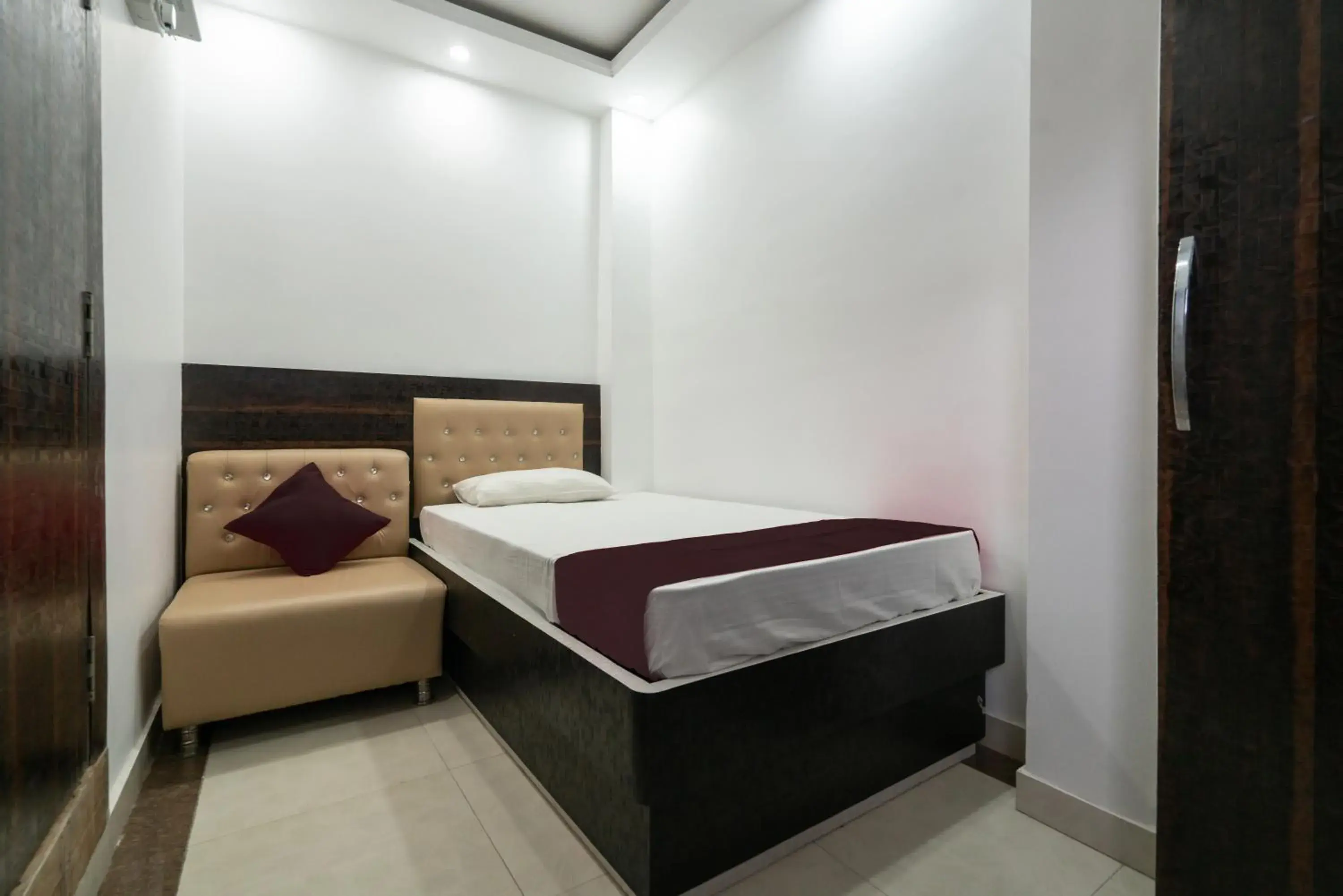 Standard Single Room - single occupancy in Nova Inn Standard Single Room - single occupancy in Nova Inn