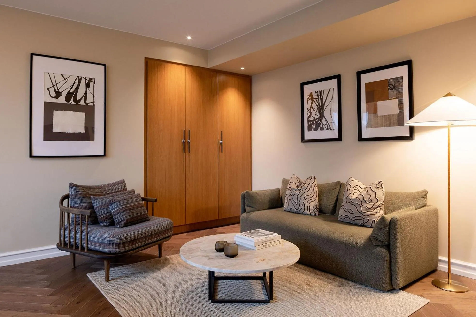 Living room in Hypernym Hotel & Suites