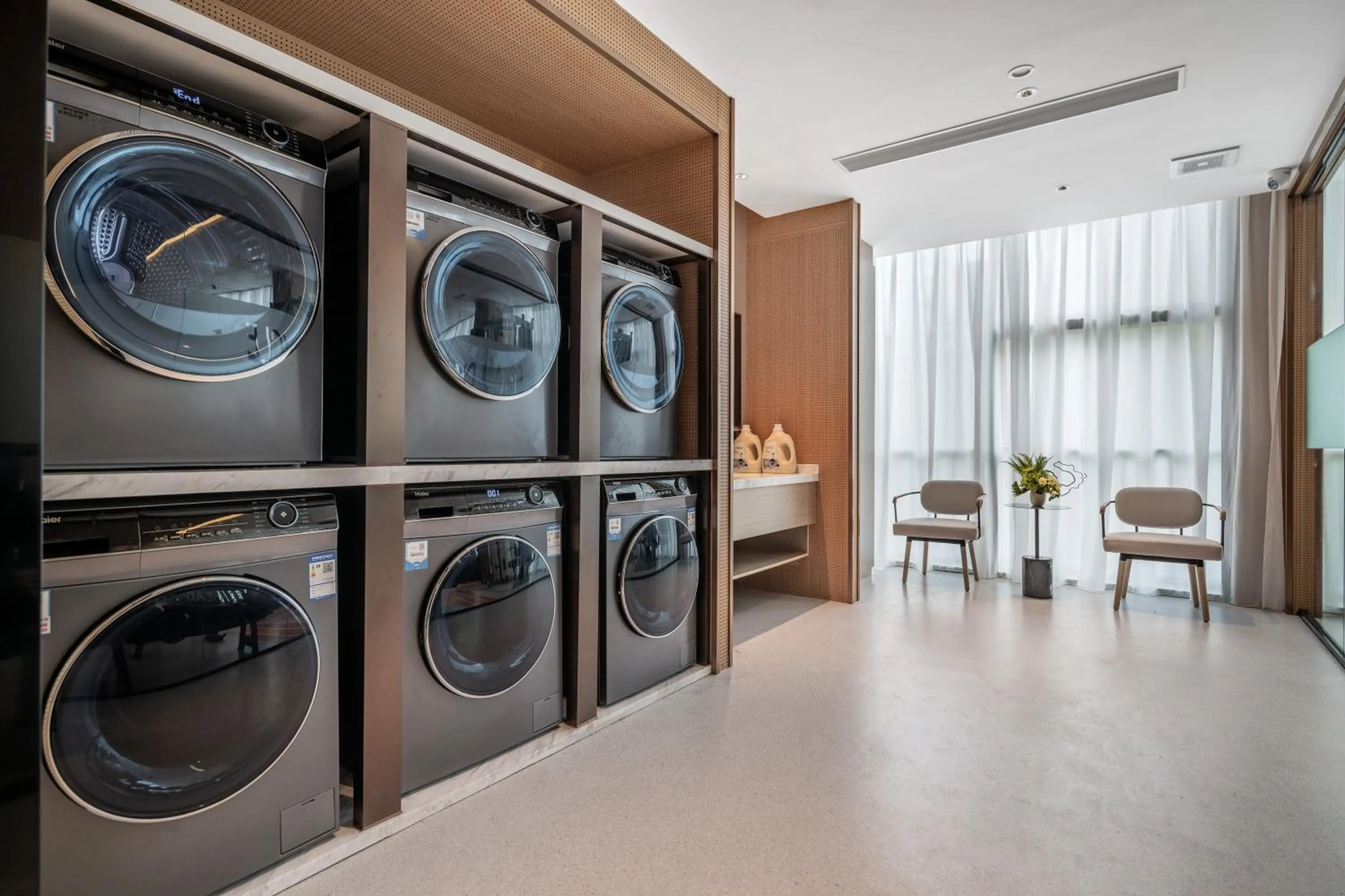 washing machine in Home2 Suites by Hilton Shenzhen Nanshan Science & Technology Park