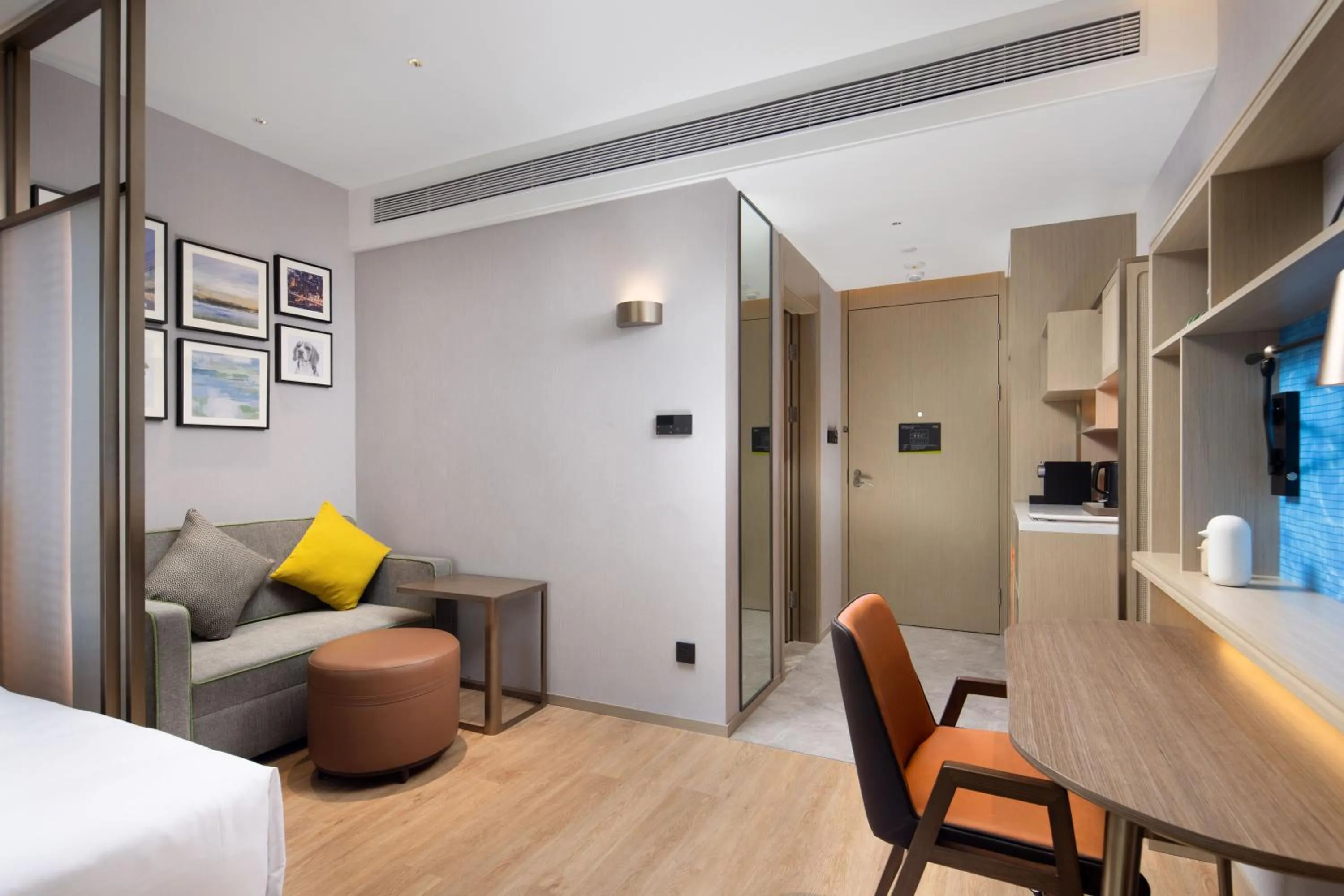 Seating area, Bed in Home2 Suites By Hilton Wuhan Xudong