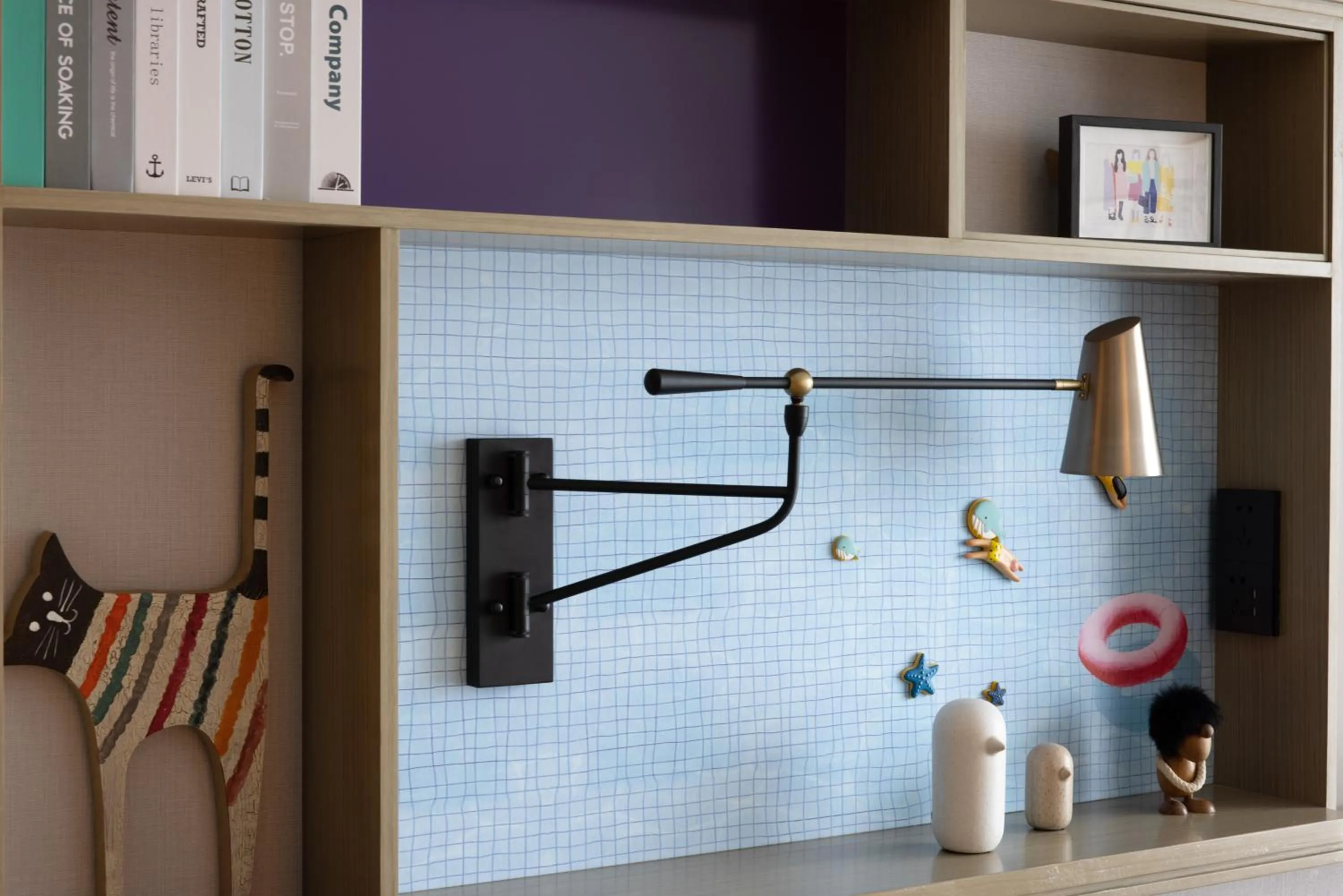 Seating area in Home2 Suites By Hilton Wuhan Xudong