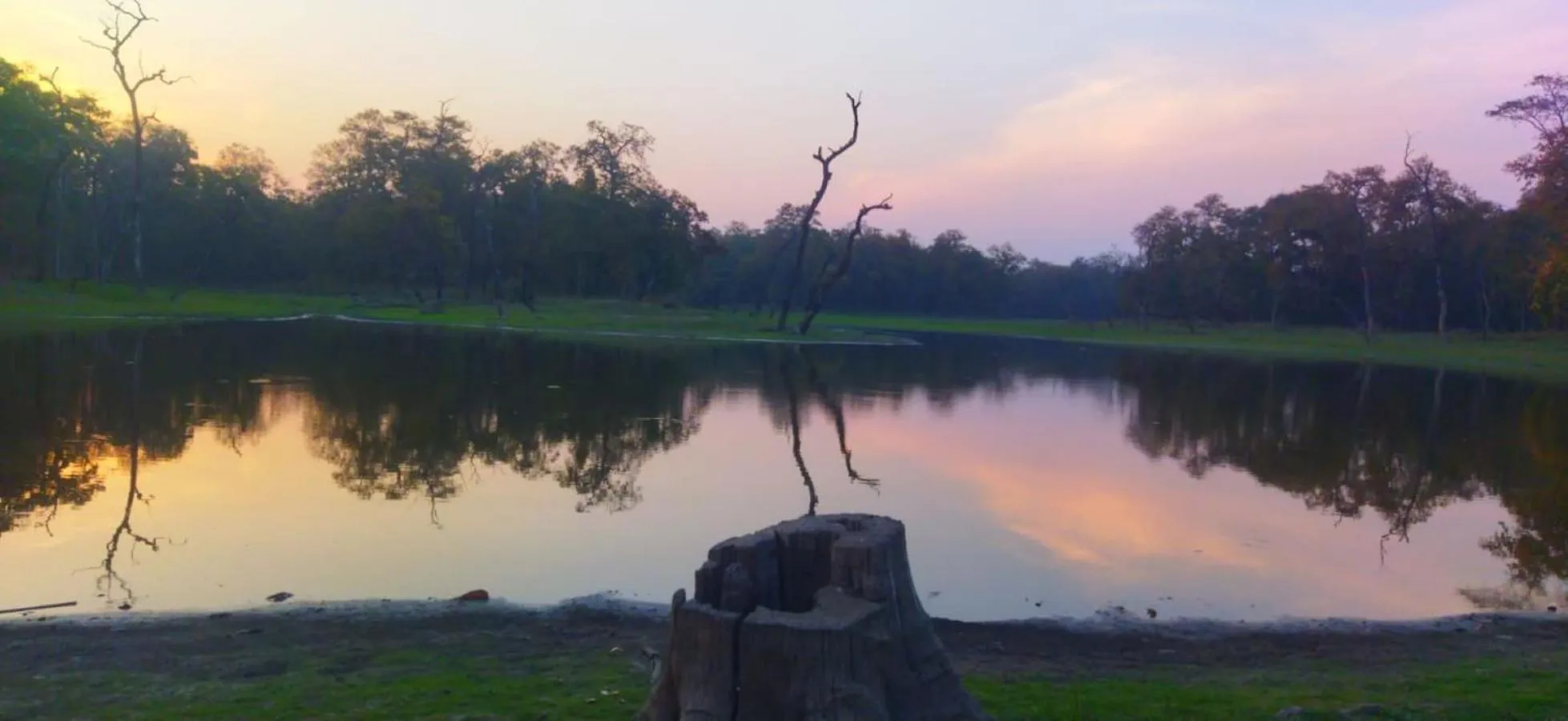 Sunset in Sauraha Holiday Home Riverside by managed Hotel Surya Adventure