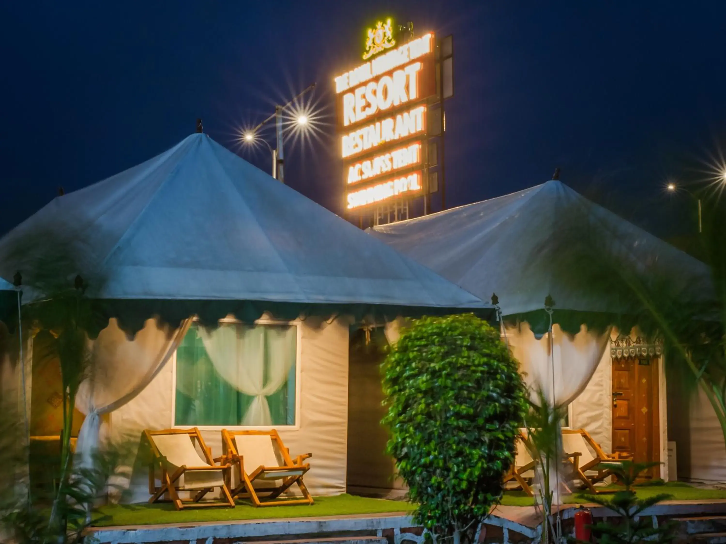 Bedroom in The Royal Heritage Tent Resort- Tent City Kevadia Bedroom in The Royal Heritage Tent Resort- Tent City Kevadia