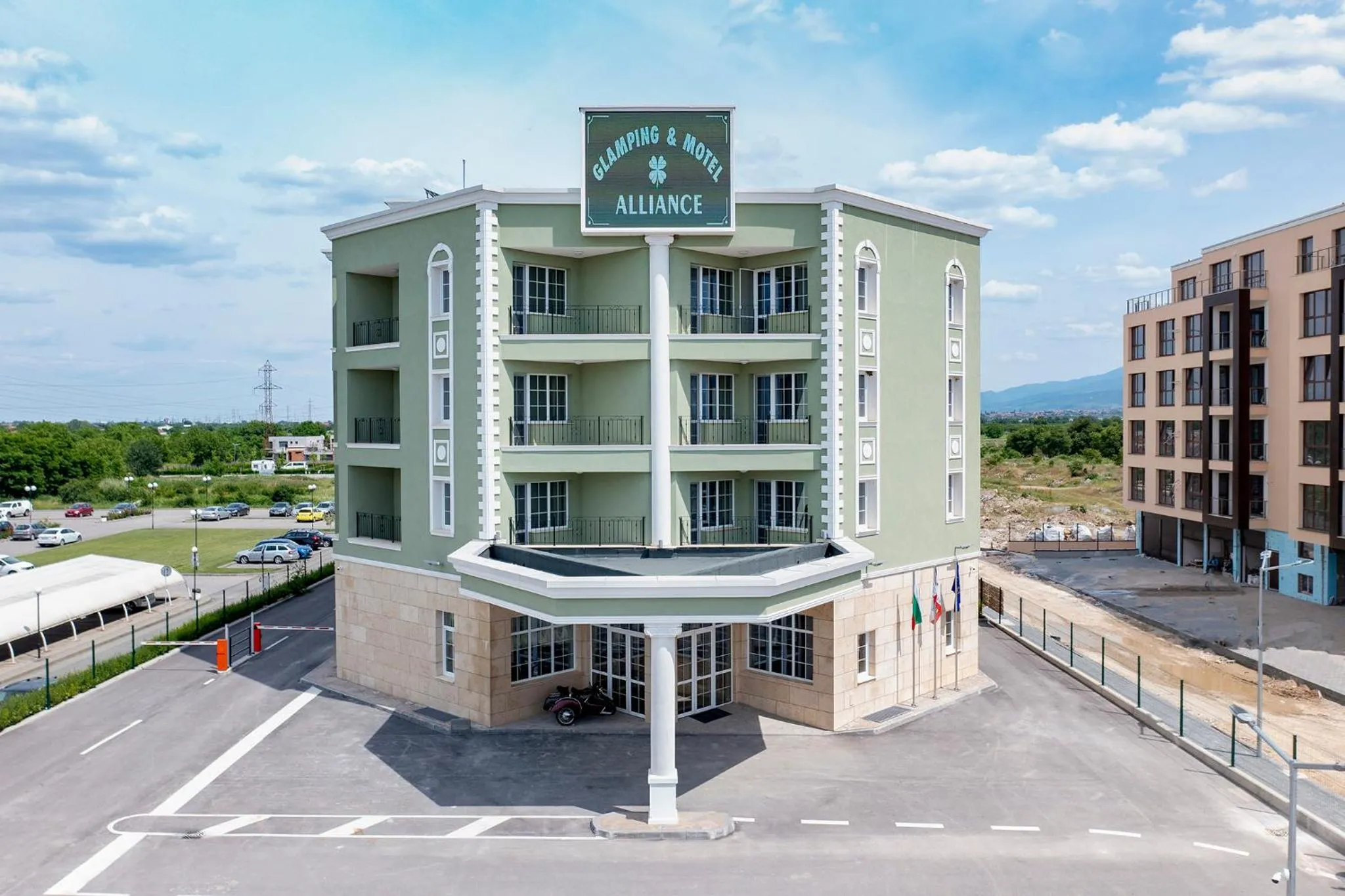 Property building in Glamping Alliance Hotel