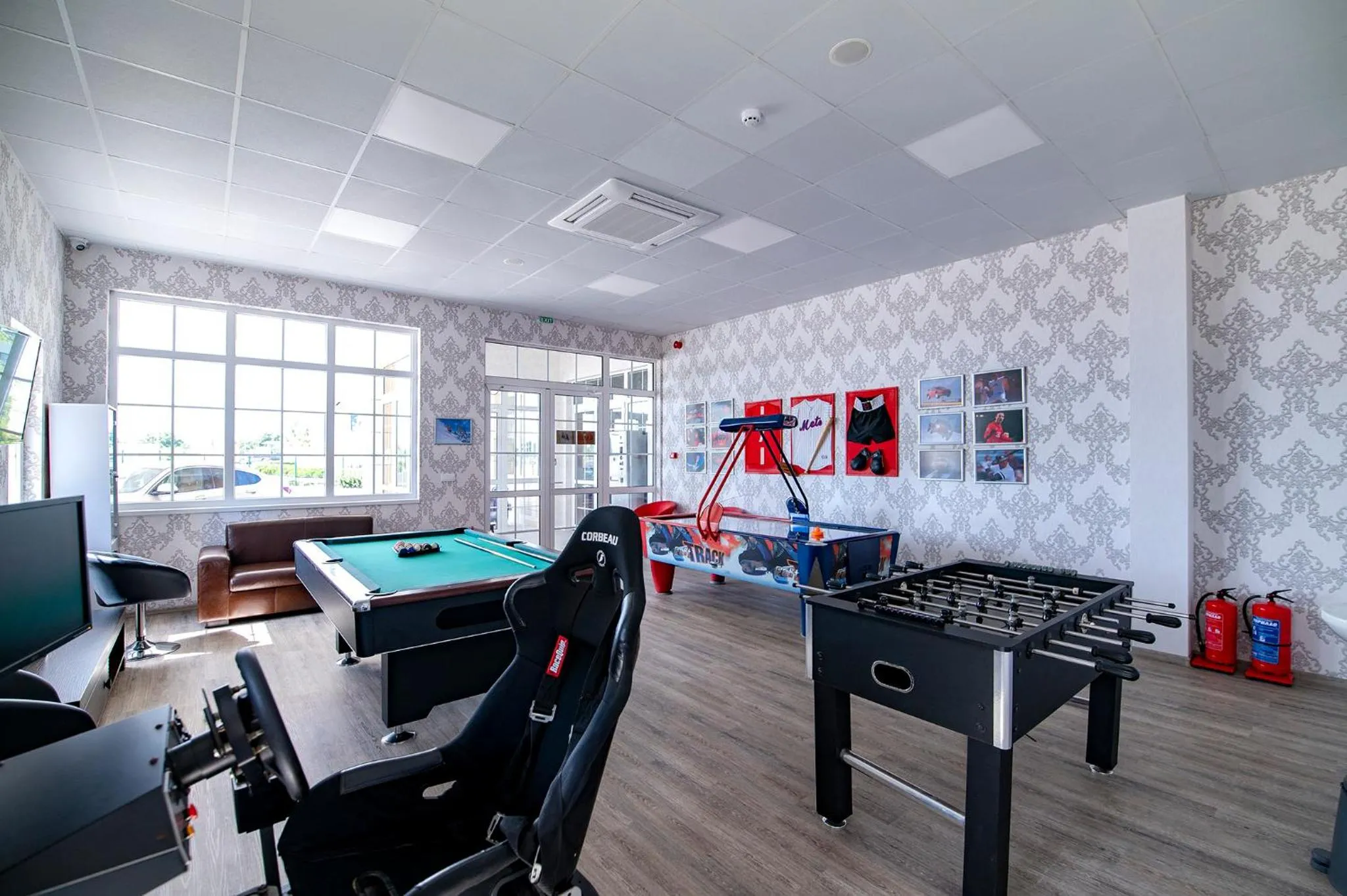 Billiard in Glamping Alliance Hotel