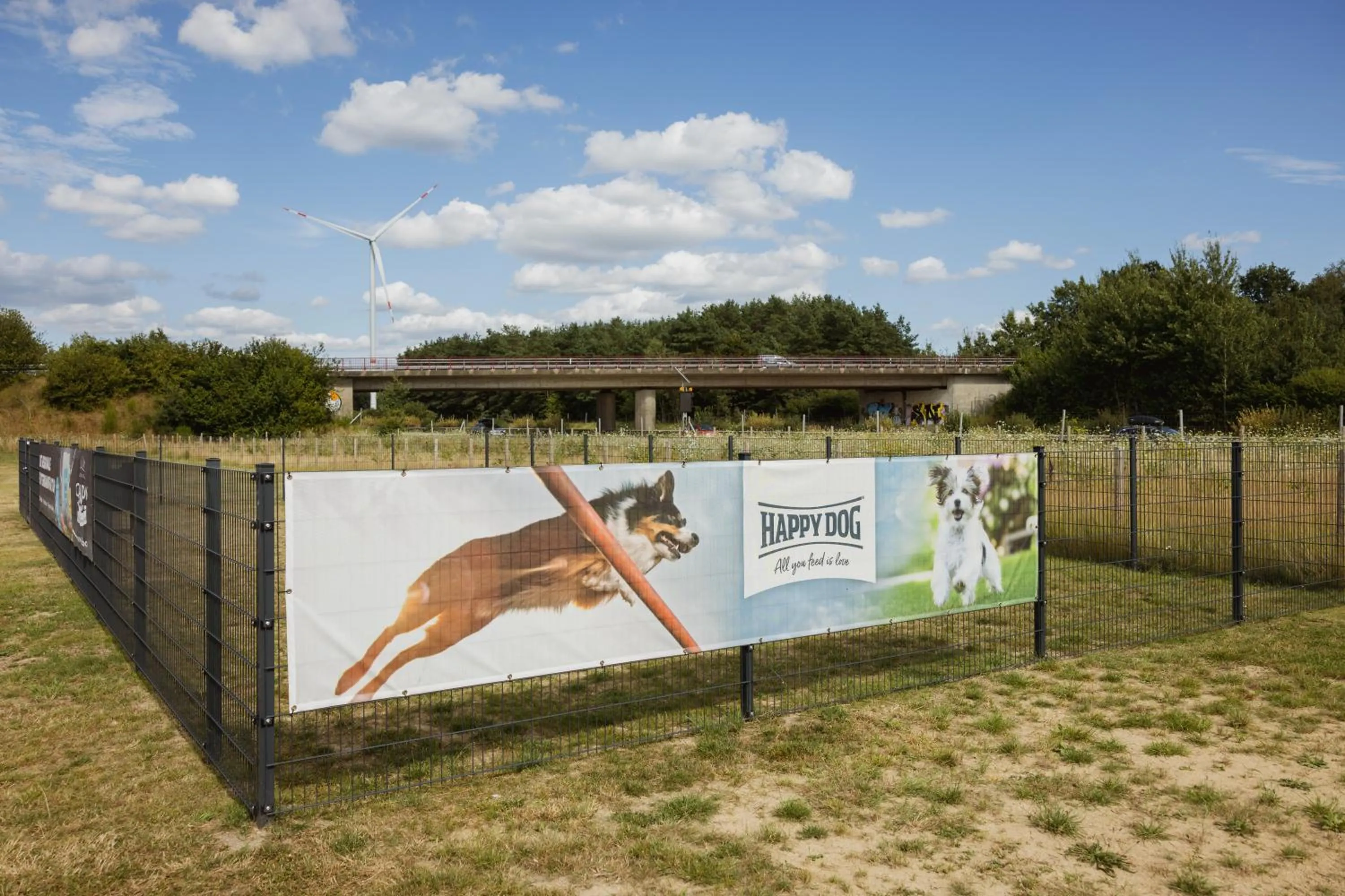 pet friendly in Holiday Inn Express - Hamburg South A7-AS42 by IHG