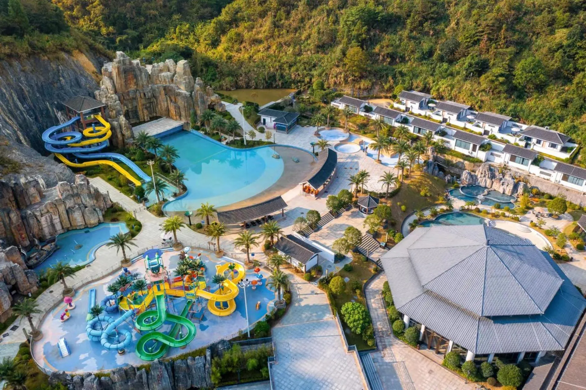 Aqua park in Home2 Suites by Hilton Chenzhou Nuanshui Hot Spring