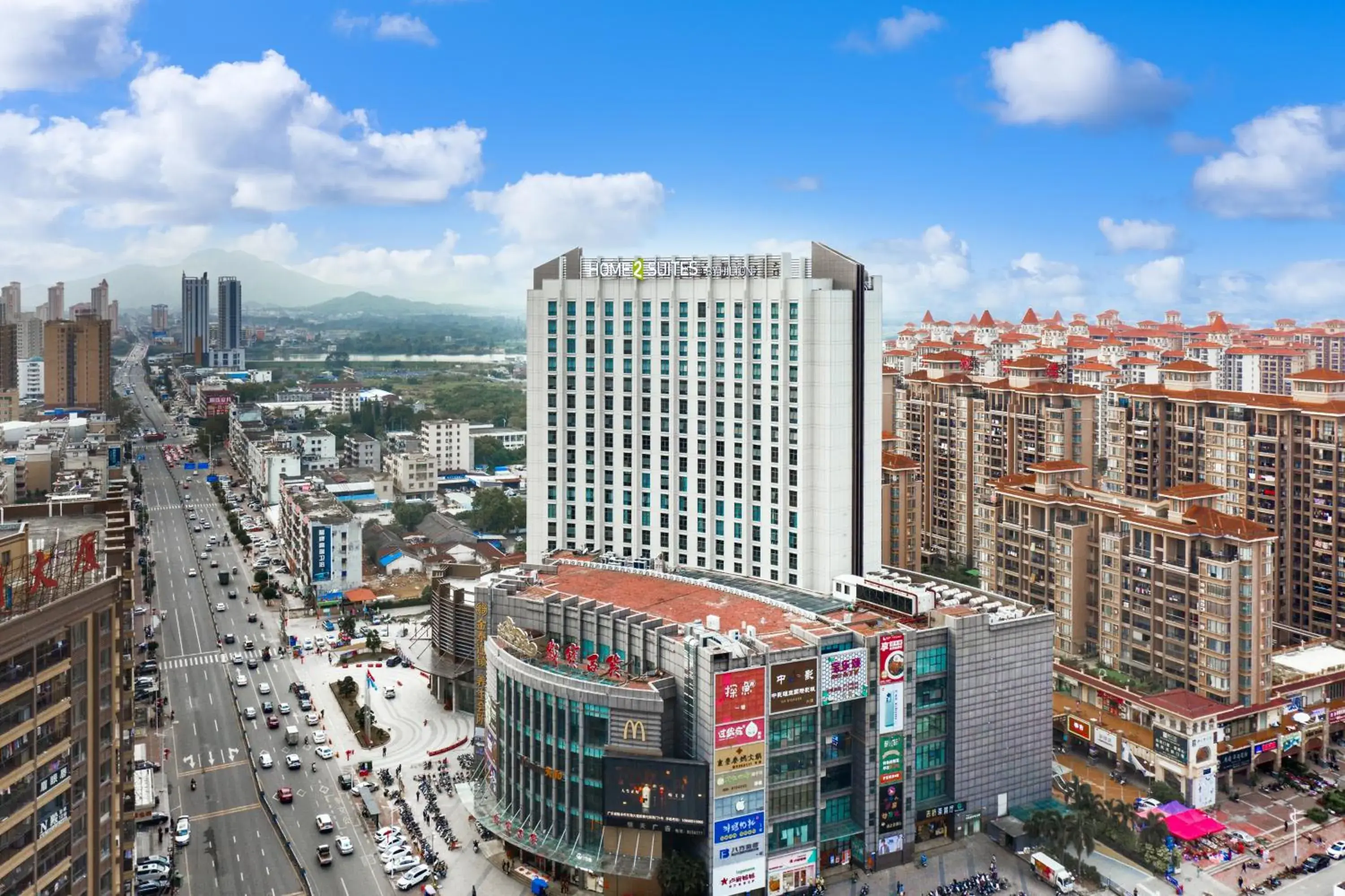 Street view in Home2 Suites by Hilton Shanwei Lufeng Street view in Home2 Suites by Hilton Shanwei Lufeng