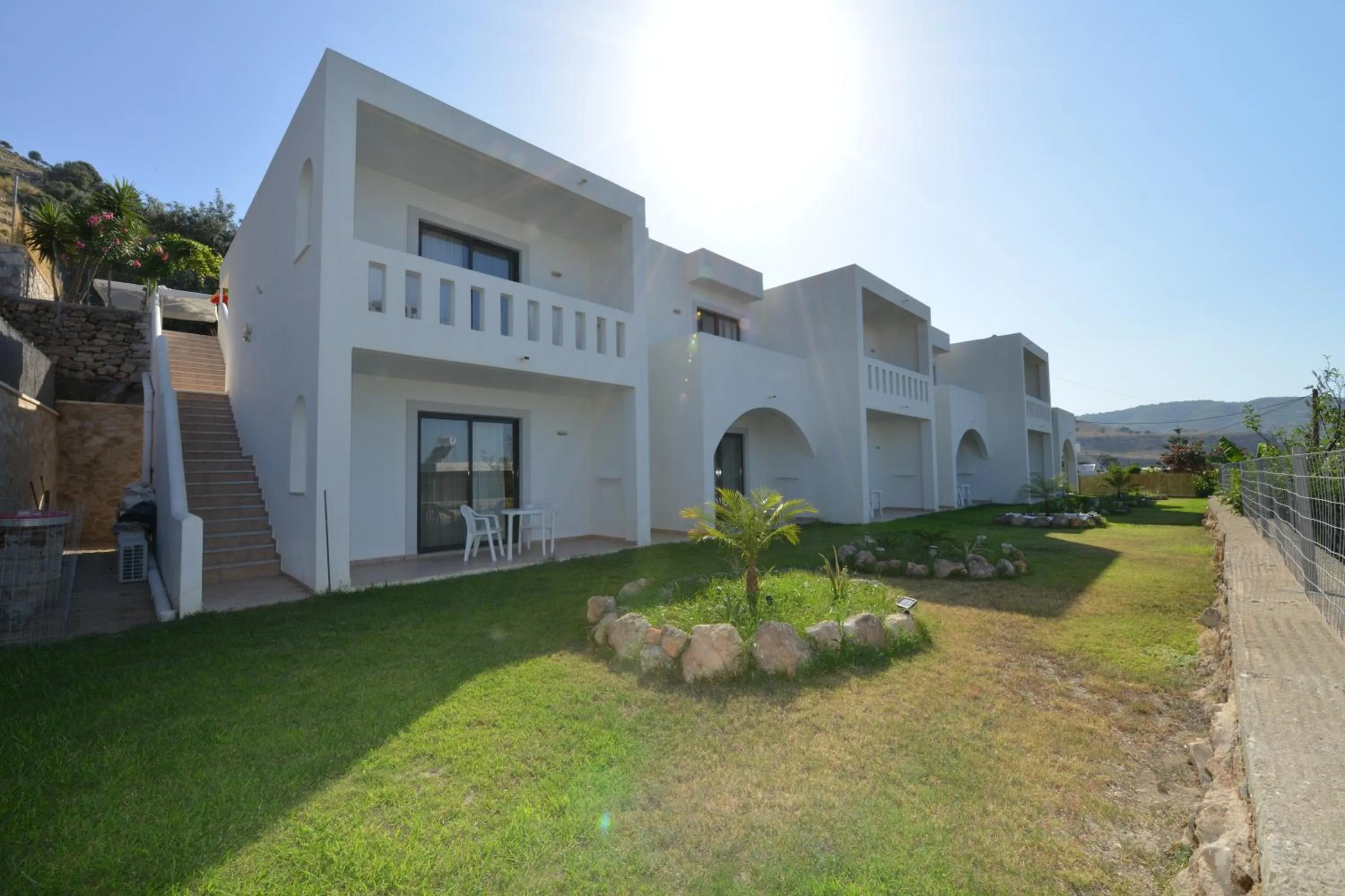 Facade/entrance in Golden View Studios