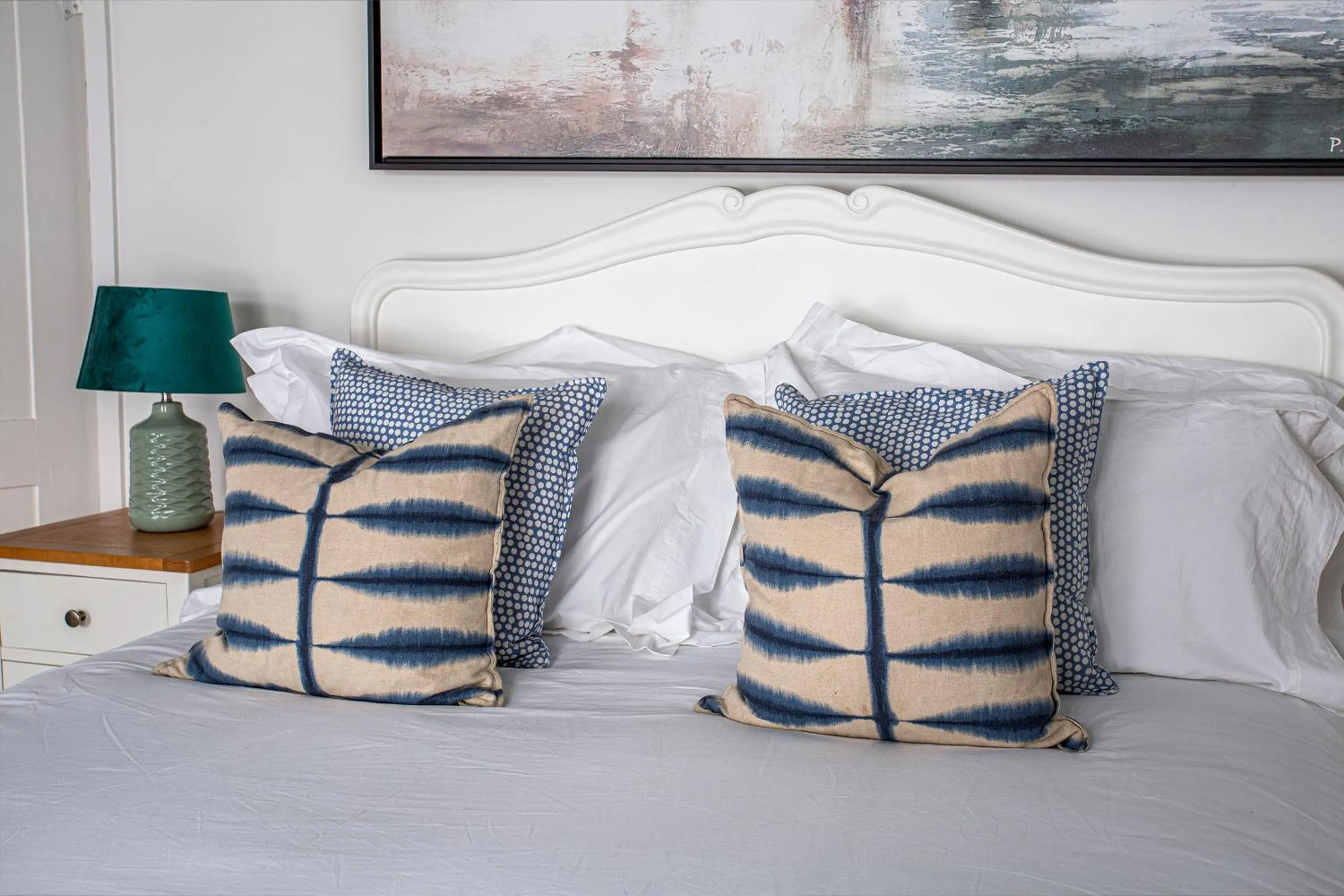 Bedroom, Bed in Whitby Boutique - Mast Cottage